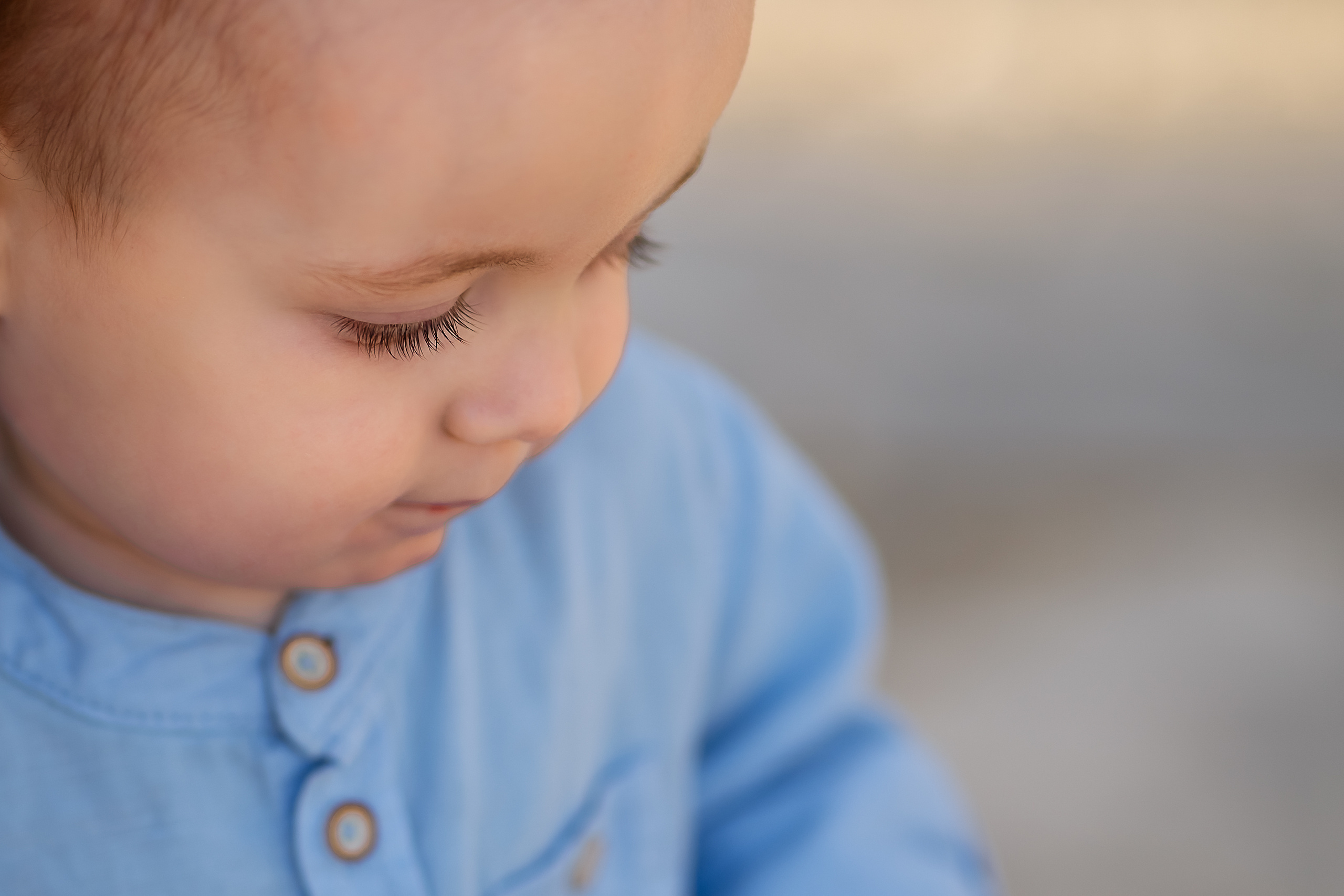 Mama und Sohn Fotoshooting in Palma de Mallorca. Deine Fotografin auf Mallorca für Familien und Business