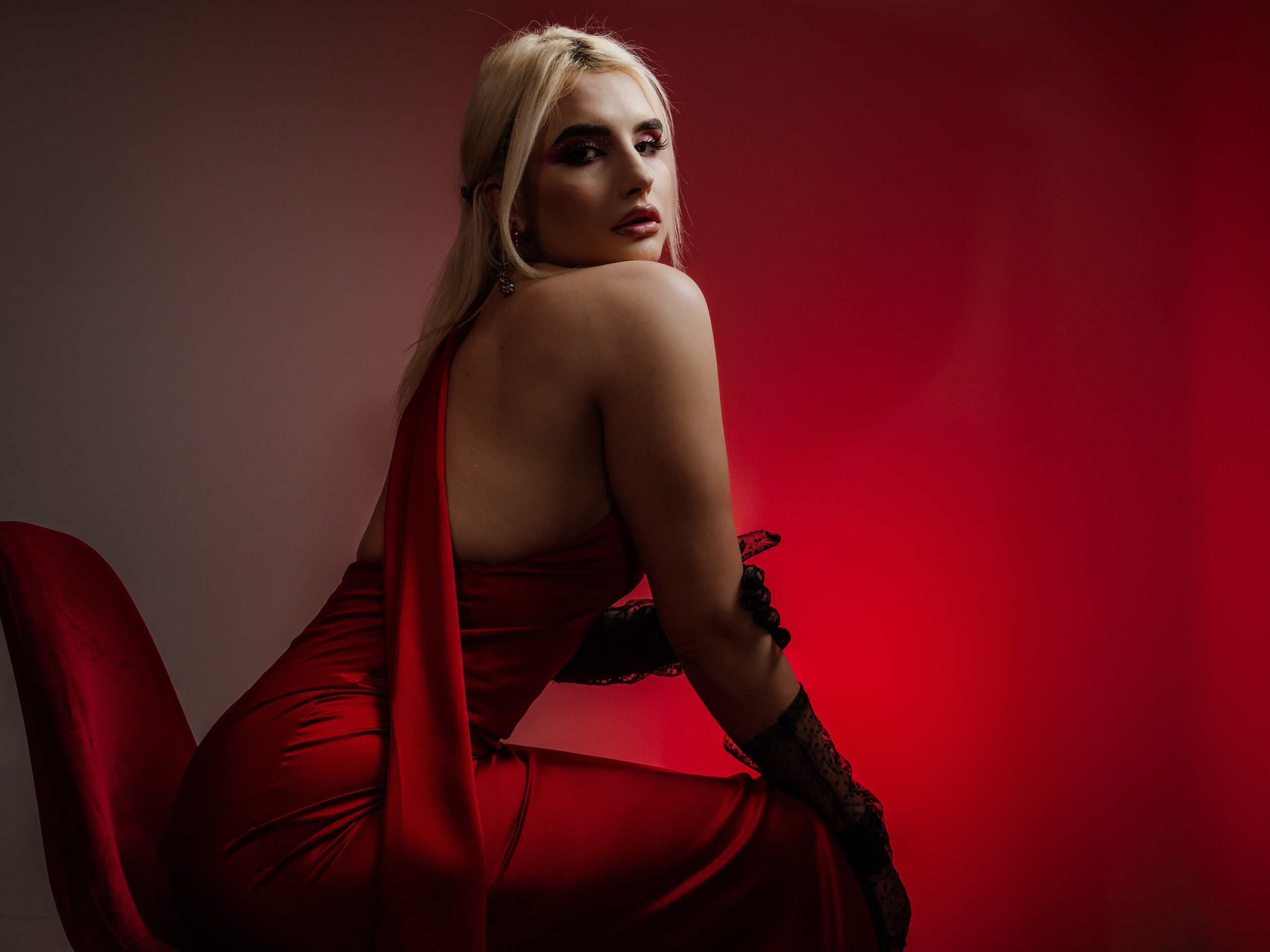 Photographie de portrait en studio. Photographe de mariage région de Liège Stefan Bogdan