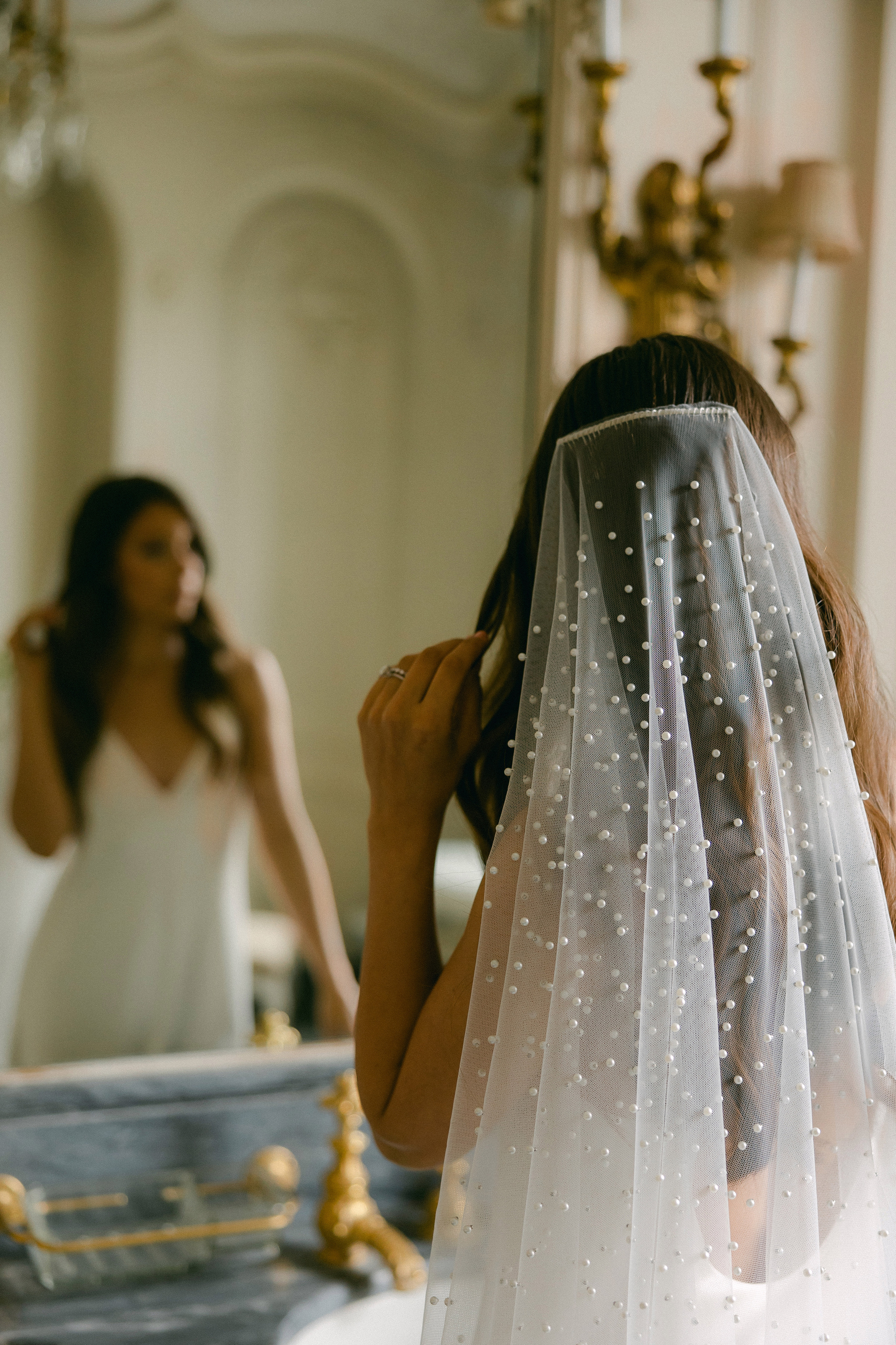 Wedding Photoshoot at St. Charles Hall, Meggen on Lake Lucerne | Stunning Setting at Lake Lucerne. Wedding and Family Photographer Switzerland and Italy. Valeria Diaz