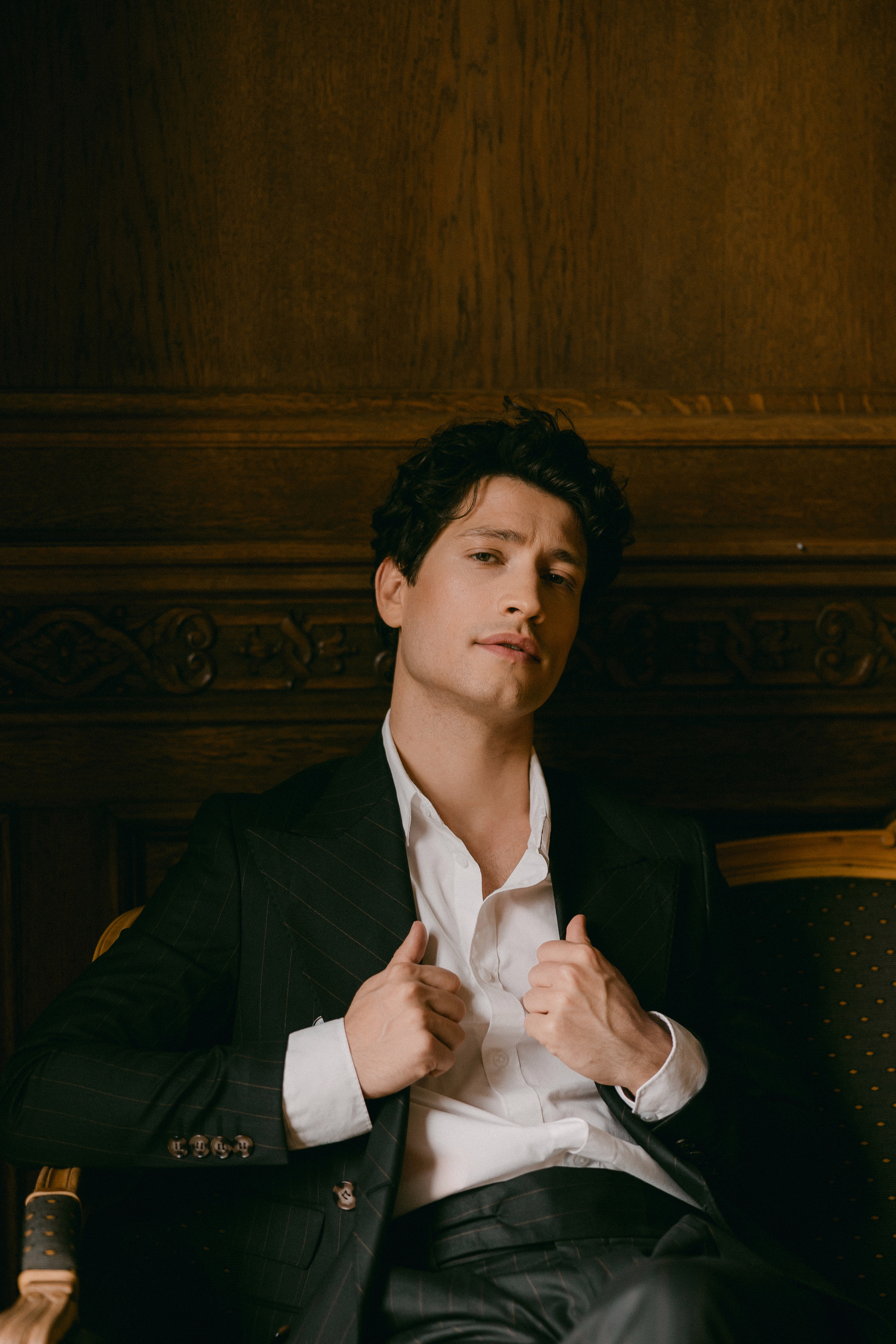 Wedding Photoshoot at St. Charles Hall, Meggen on Lake Lucerne | Stunning Setting at Lake Lucerne. Wedding and Family Photographer Switzerland and Italy. Valeria Diaz