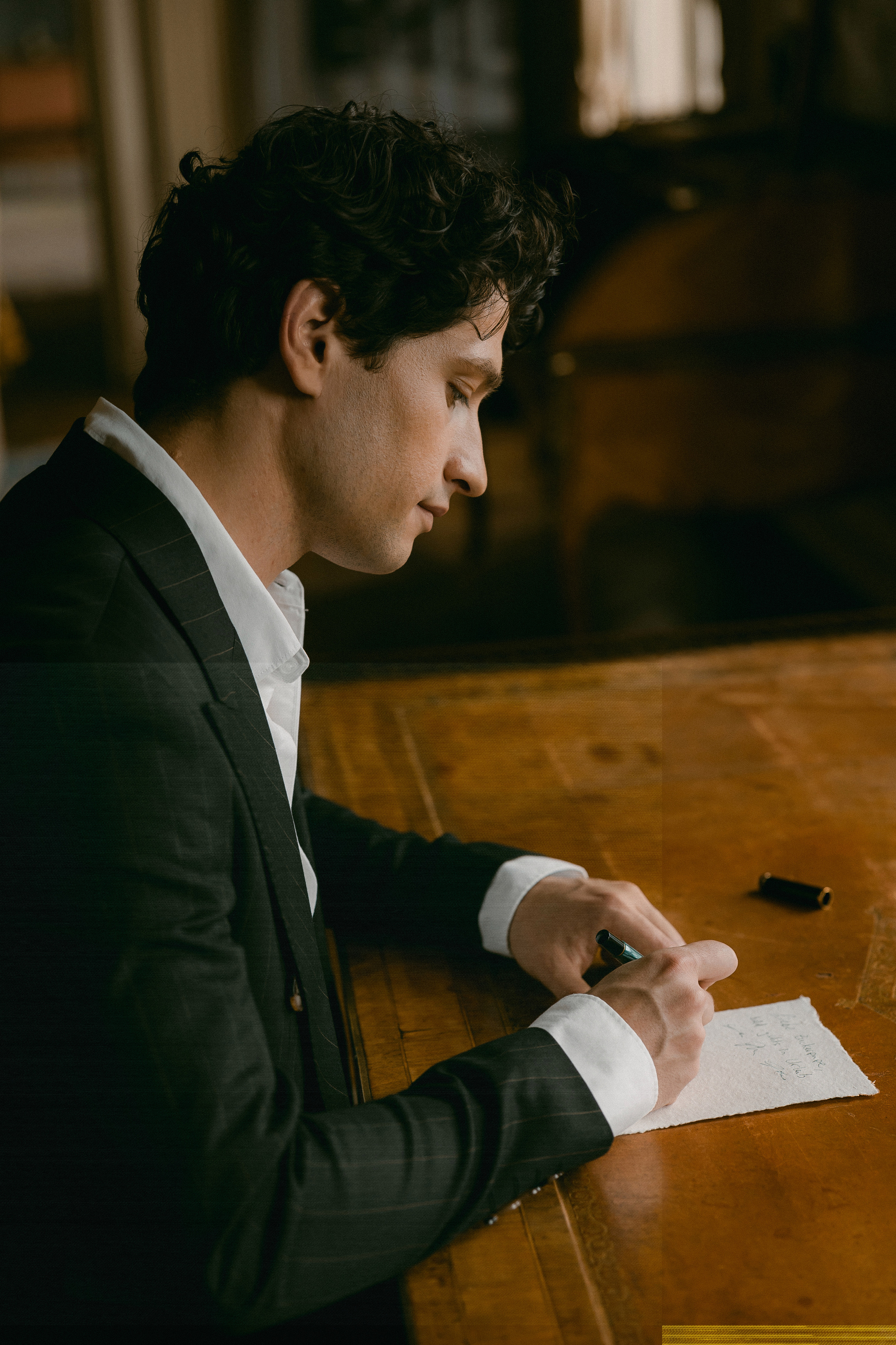 Wedding Photoshoot at St. Charles Hall, Meggen on Lake Lucerne | Stunning Setting at Lake Lucerne. Wedding and Family Photographer Switzerland and Italy. Valeria Diaz