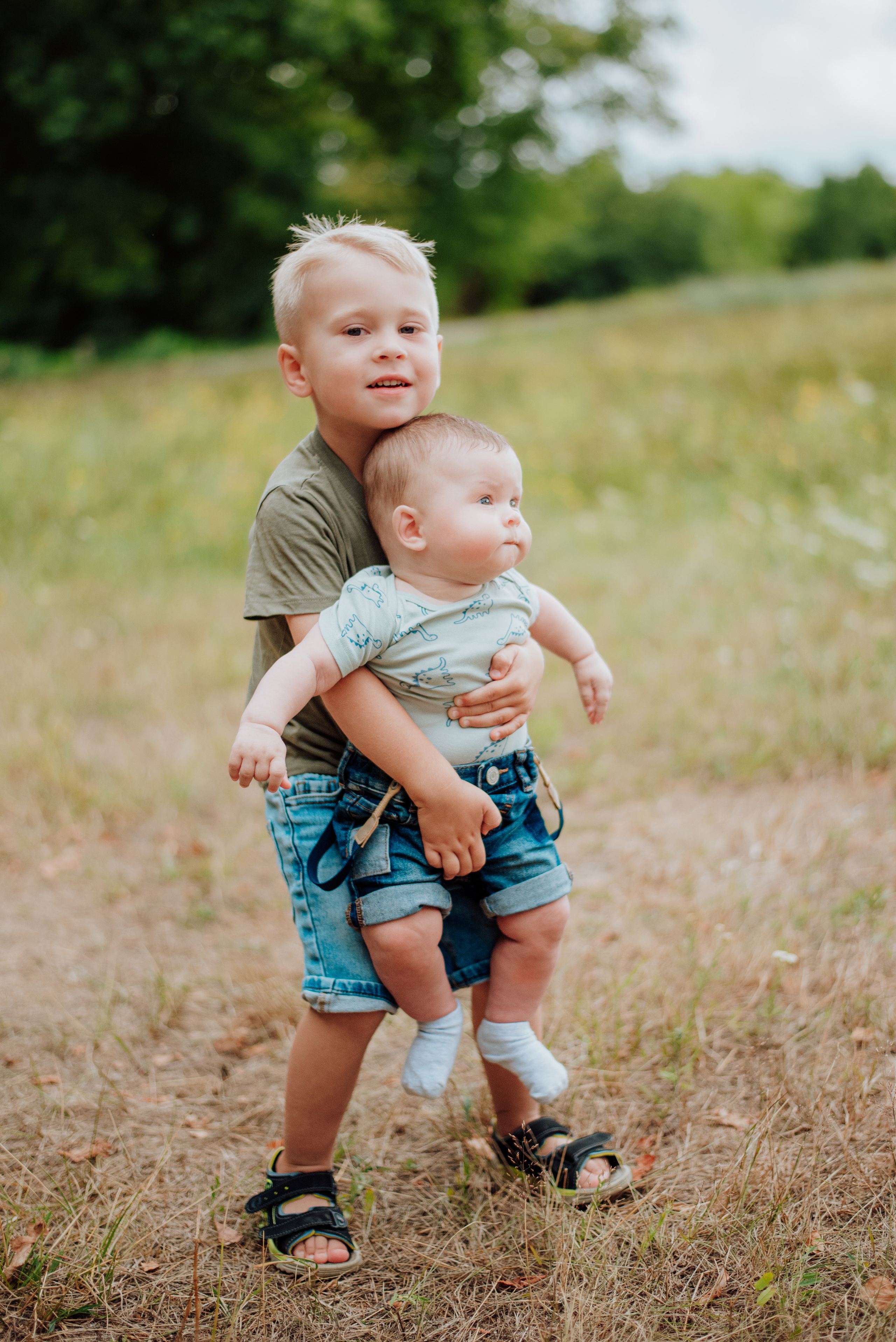 Janča, Peťa, Oli, Johny. Lifestyle, wedding and family photographer