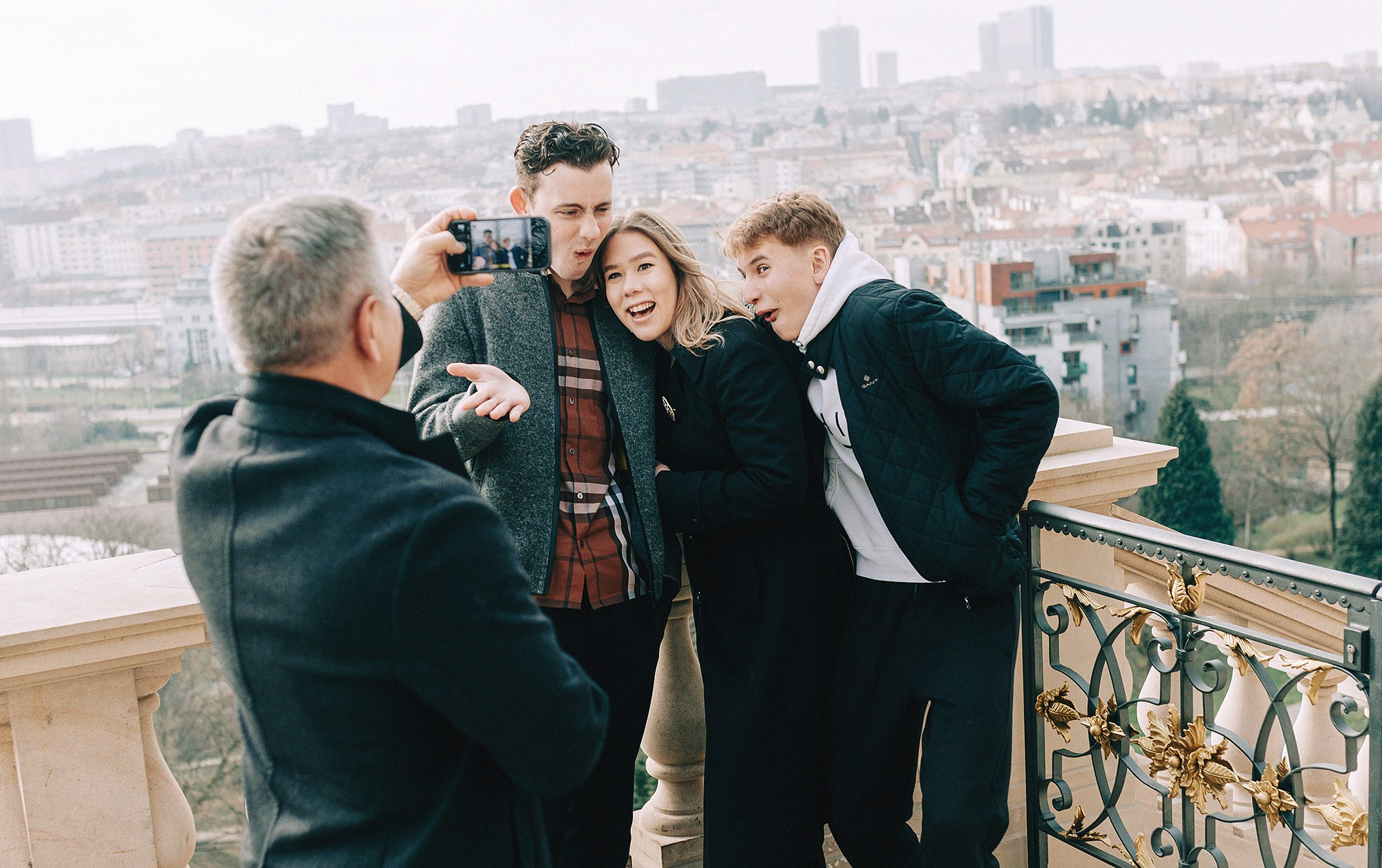 Наталья с семьей. Rodinný a svatební fotograf v Praze