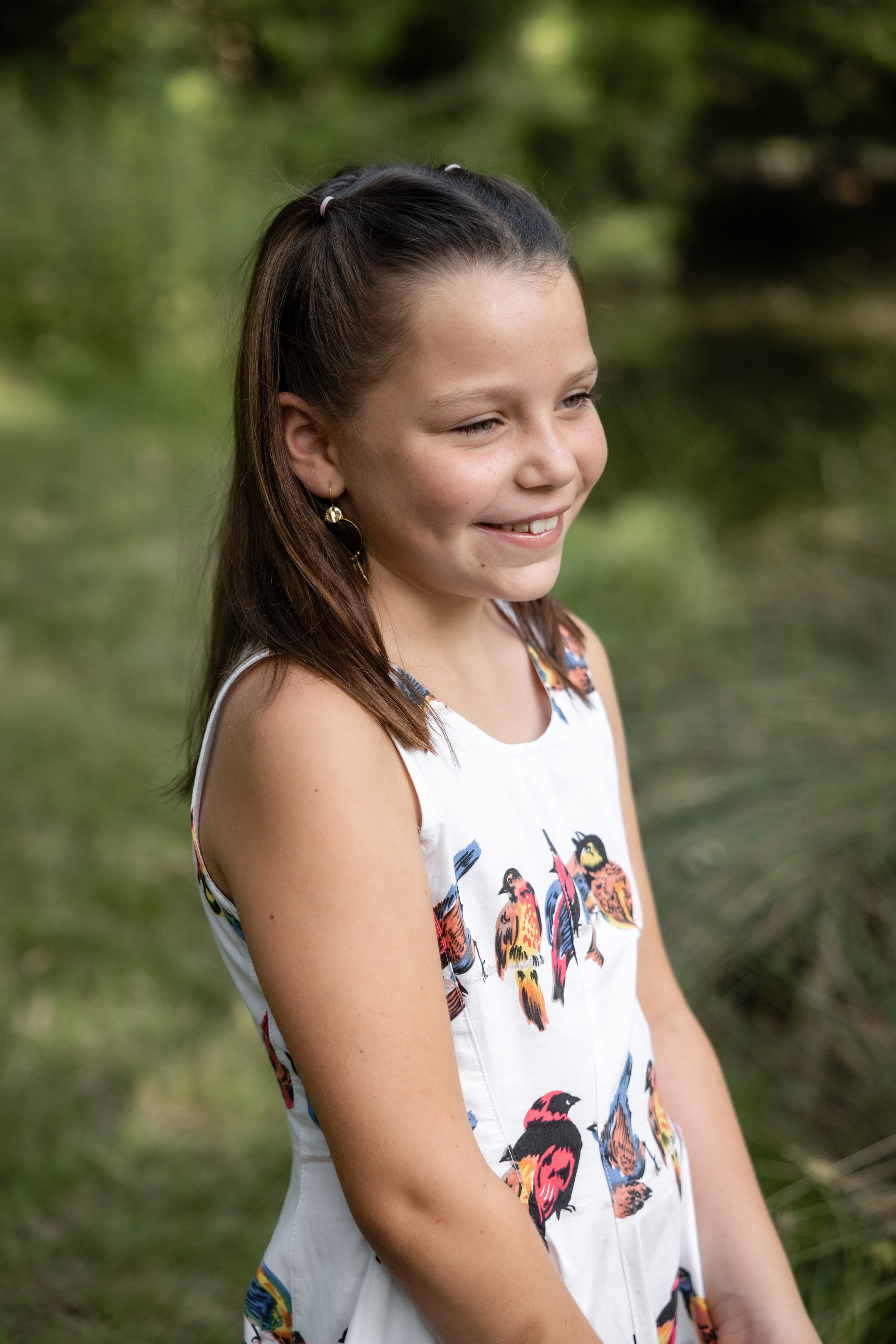 Family photoshoot in Parc du Cabirol, Colomiers. Eugenie Smirnova — wedding, corporate and lifestyle photographer in Toulouse and Southwest France