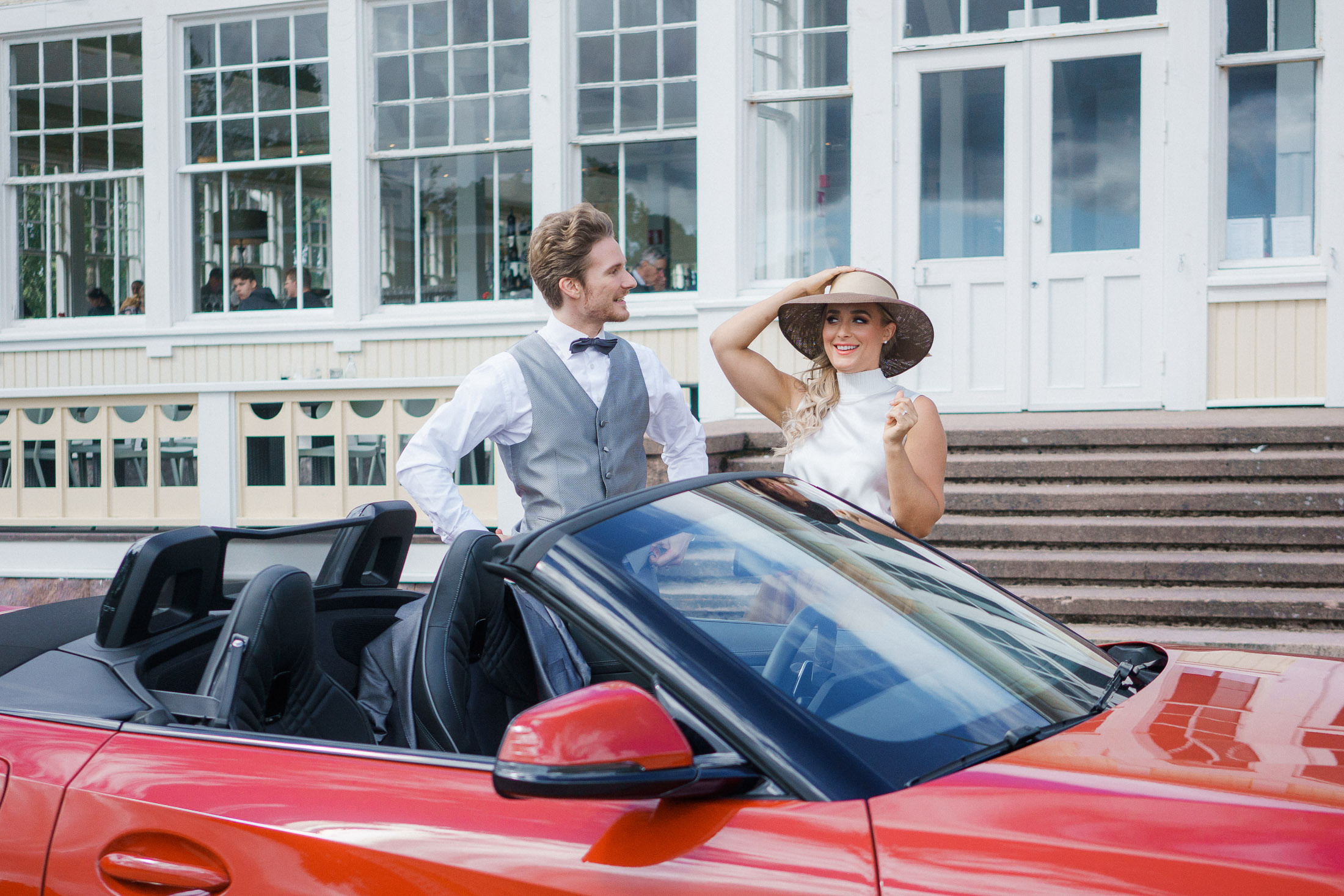 Coffee latte and champagne color wedding at Hanko casino