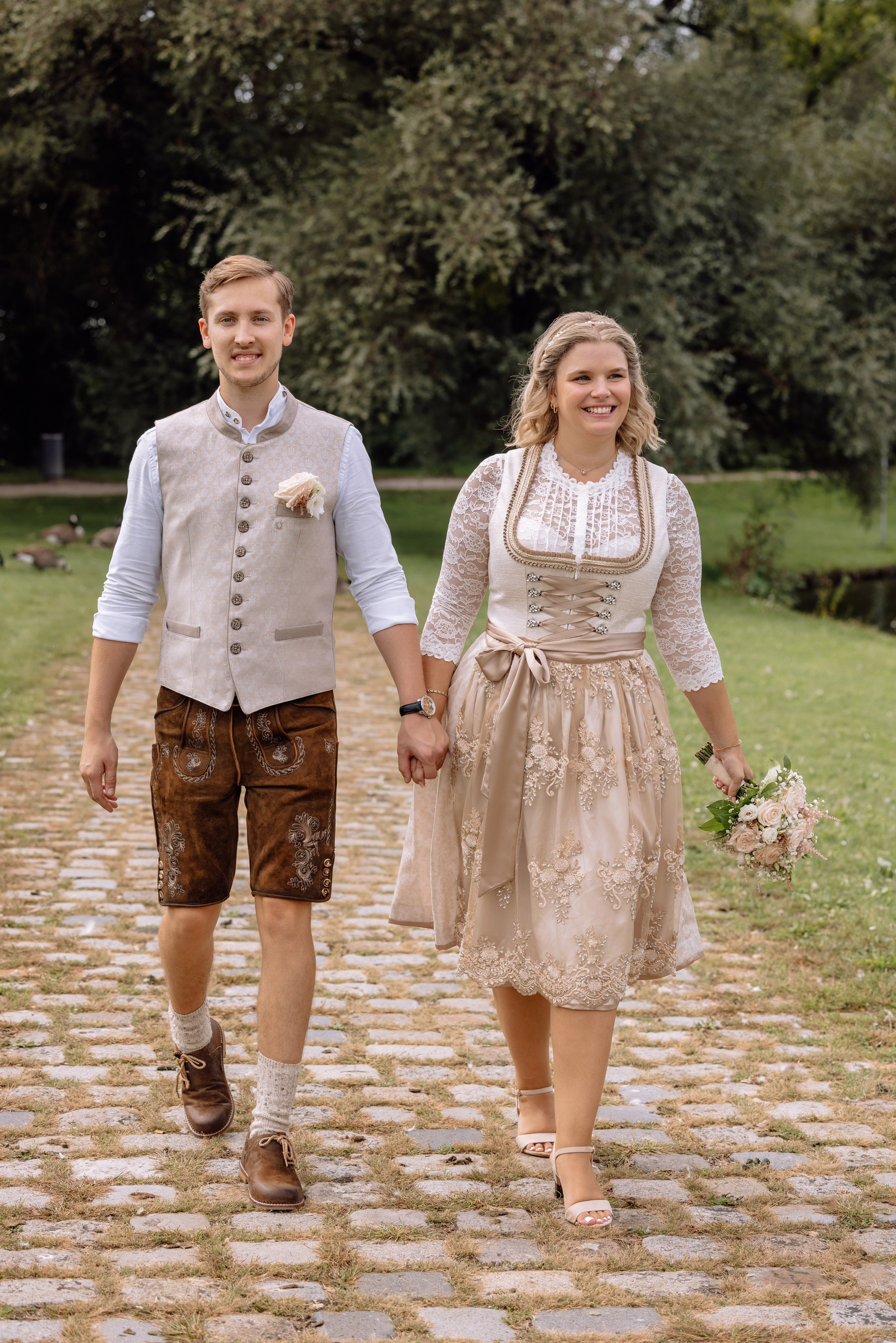 Pasing und Schloss Blutenburg. Hochzeitsfotograf München Taufe Familienfotograf Tanja Mauke