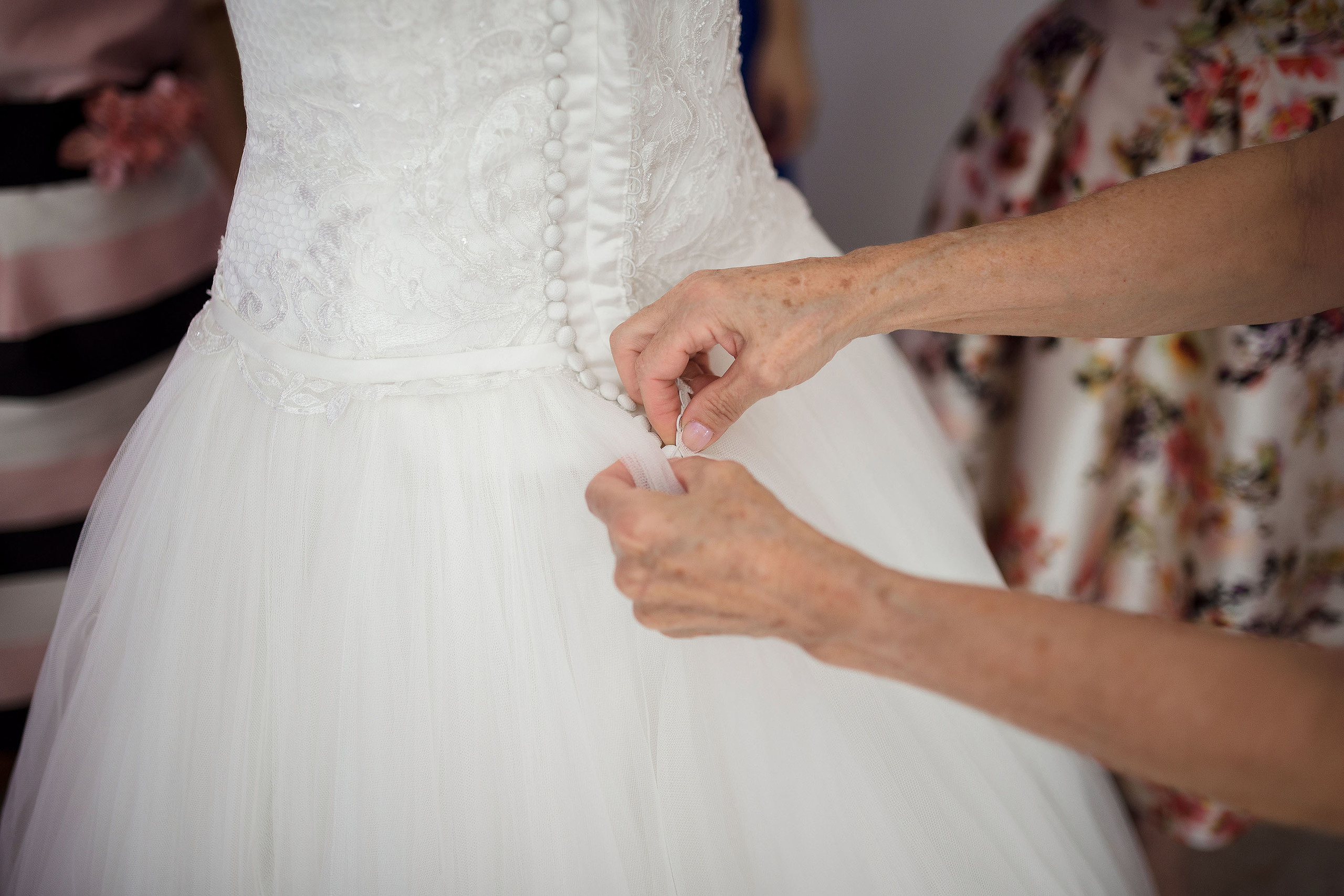 Boda Finca Sansui Zaragoza - Marta &J orge - Iglesia de Santa Isabel. PIXLOVE - Fotógrafos de bodas Huesca Pirineos Zaragoza