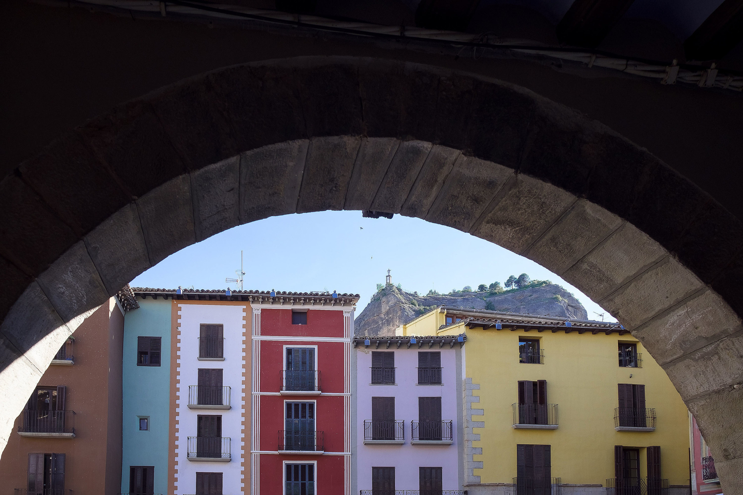 Preboda Graus - Love Story - Hannah + Sergio / Fotografos Huesca Zarag. PIXLOVE - Fotógrafos de bodas Huesca Pirineos Zaragoza