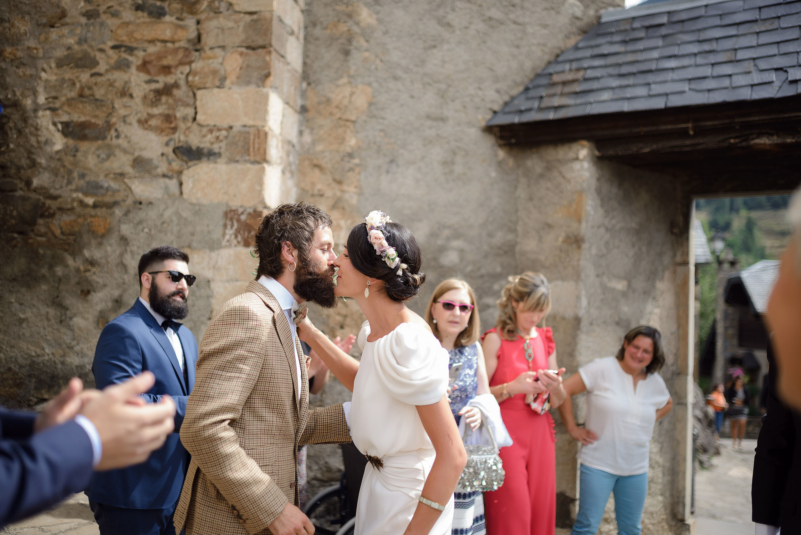 Boda Sallent de Gallego - Maria y Txomin - Fotografos bodas Pirineo. PIXLOVE - Fotógrafos de bodas Huesca Pirineos Zaragoza