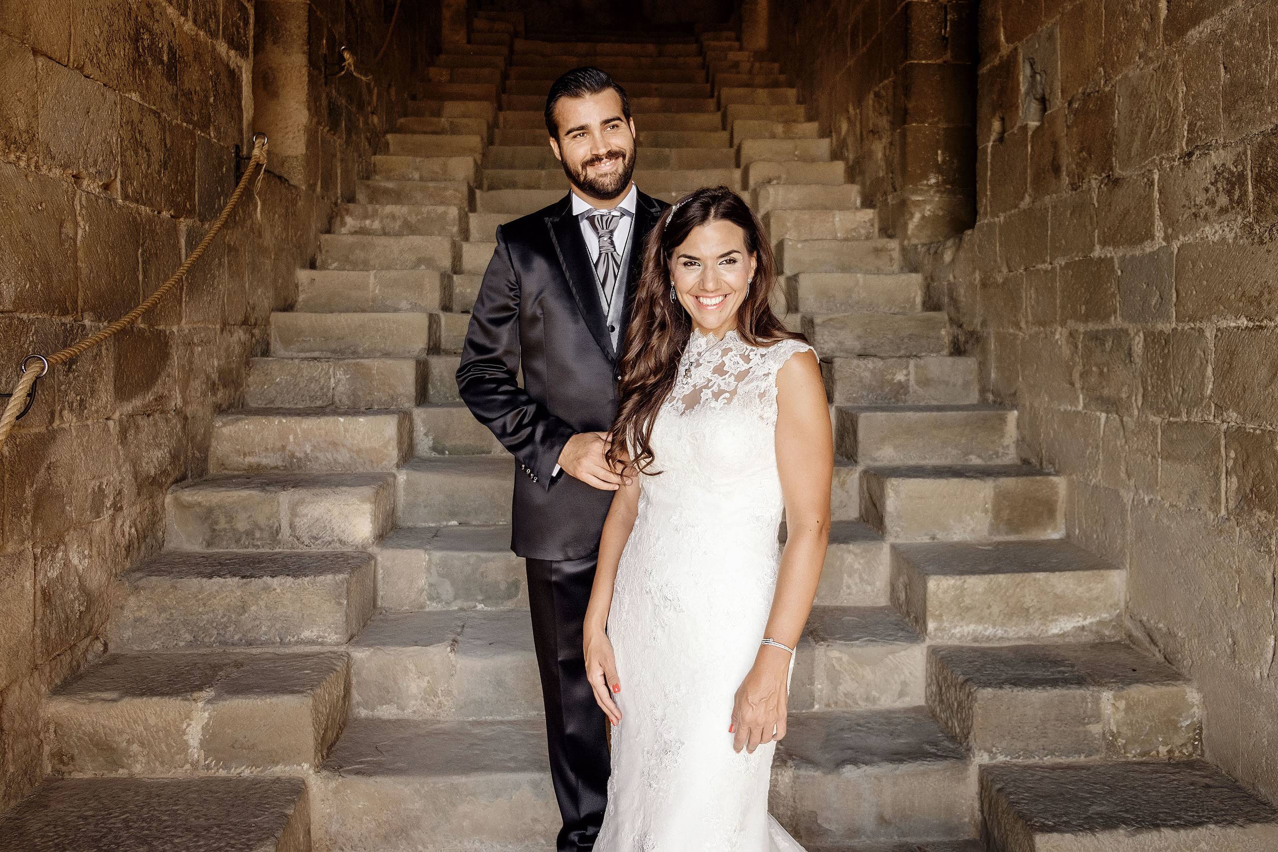 Postboda Castillo de Loarre - Patricia & Diego - Bodas Pirineo, Huesca. PIXLOVE - Fotógrafos de bodas Huesca Pirineos Zaragoza