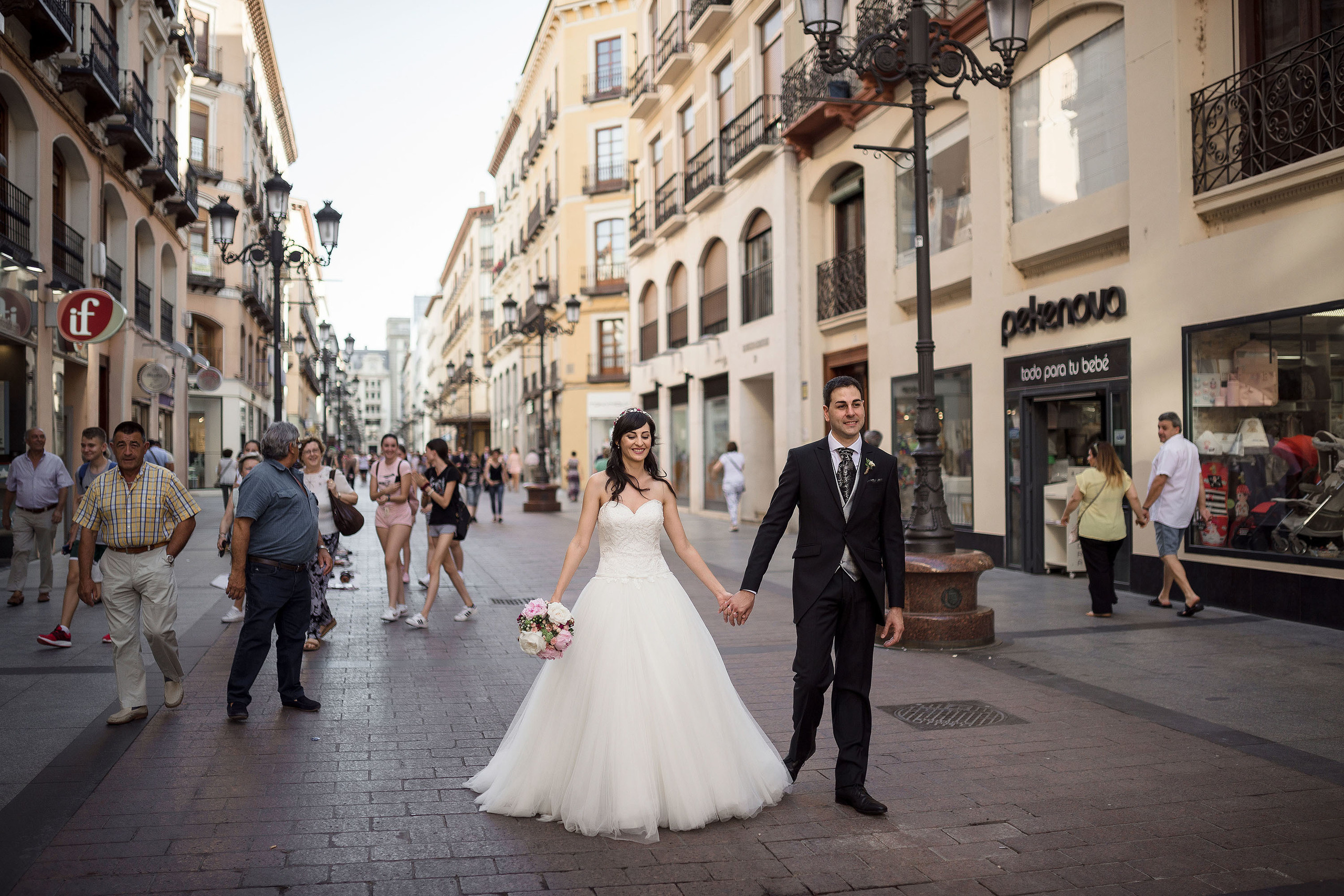 Boda Finca Sansui Zaragoza - Marta &J orge - Iglesia de Santa Isabel. PIXLOVE - Fotógrafos de bodas Huesca Pirineos Zaragoza