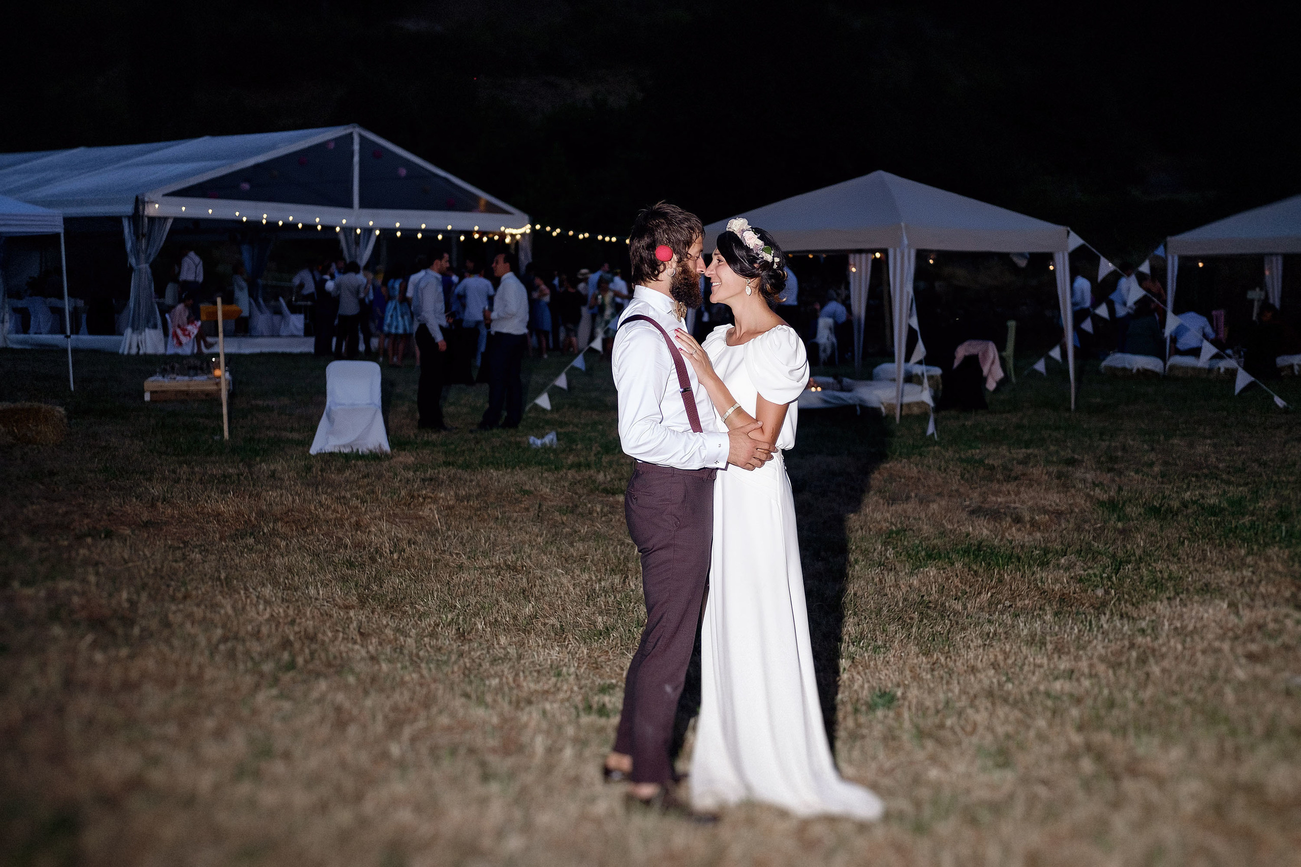 Boda Sallent de Gallego - Maria y Txomin - Fotografos bodas Pirineo. PIXLOVE - Fotógrafos de bodas Huesca Pirineos Zaragoza