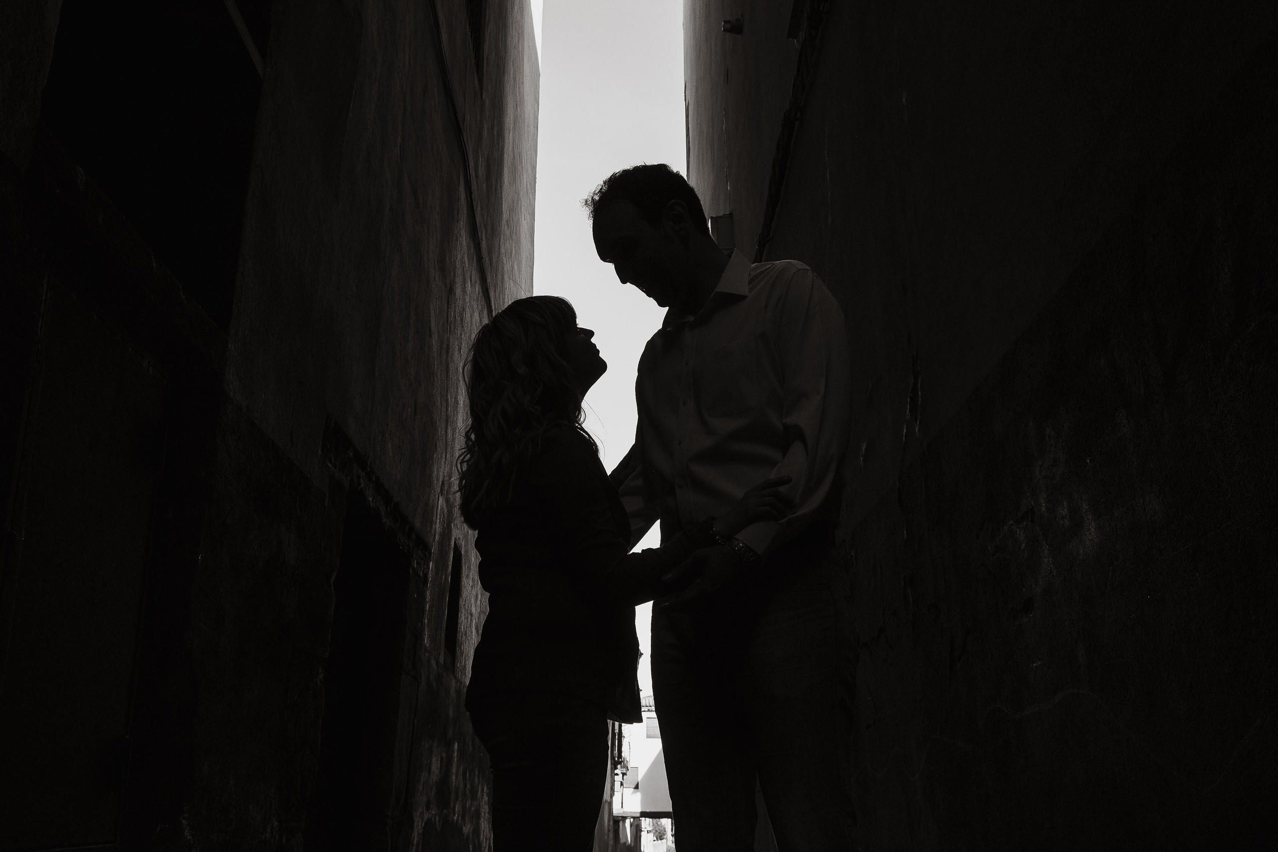 Preboda Graus - Love Story - Hannah + Sergio / Fotografos Huesca Zarag. PIXLOVE - Fotógrafos de bodas Huesca Pirineos Zaragoza