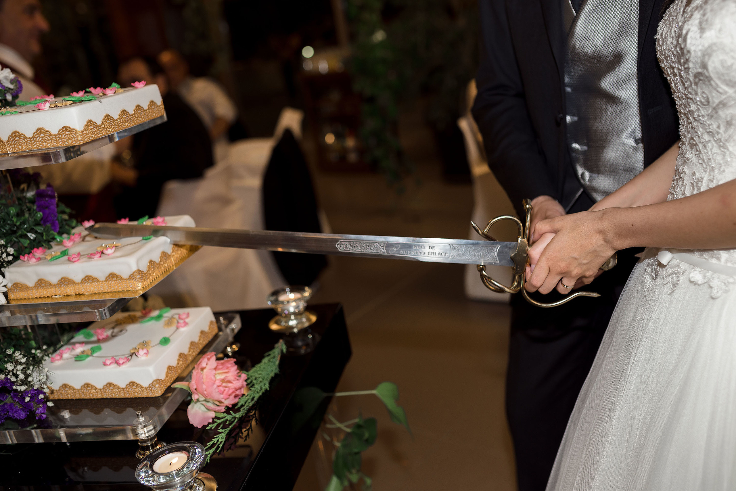 Boda Finca Sansui Zaragoza - Marta &J orge - Iglesia de Santa Isabel. PIXLOVE - Fotógrafos de bodas Huesca Pirineos Zaragoza