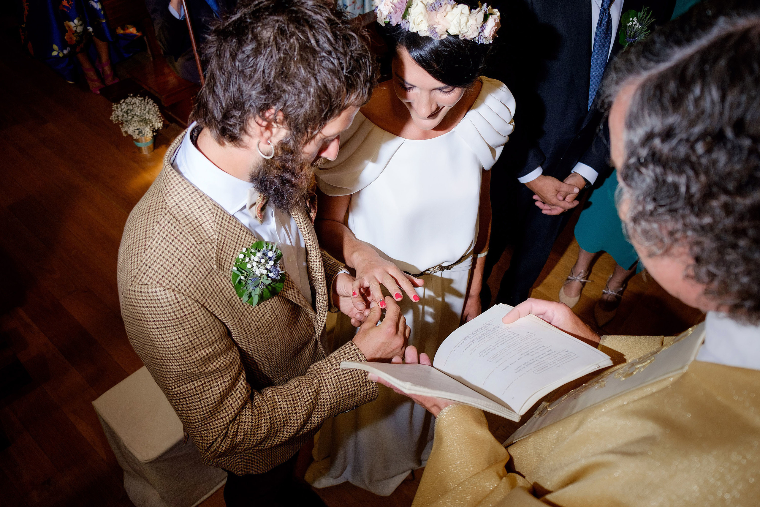 Boda Sallent de Gallego - Maria y Txomin - Fotografos bodas Pirineo. PIXLOVE - Fotógrafos de bodas Huesca Pirineos Zaragoza