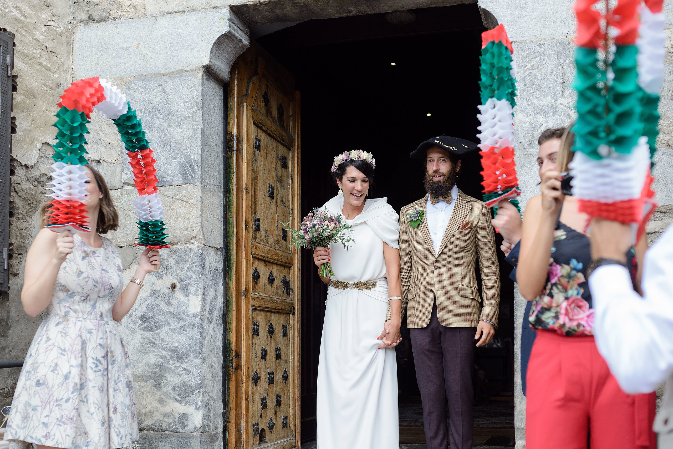 Boda Sallent de Gallego - Maria y Txomin - Fotografos bodas Pirineo. PIXLOVE - Fotógrafos de bodas Huesca Pirineos Zaragoza