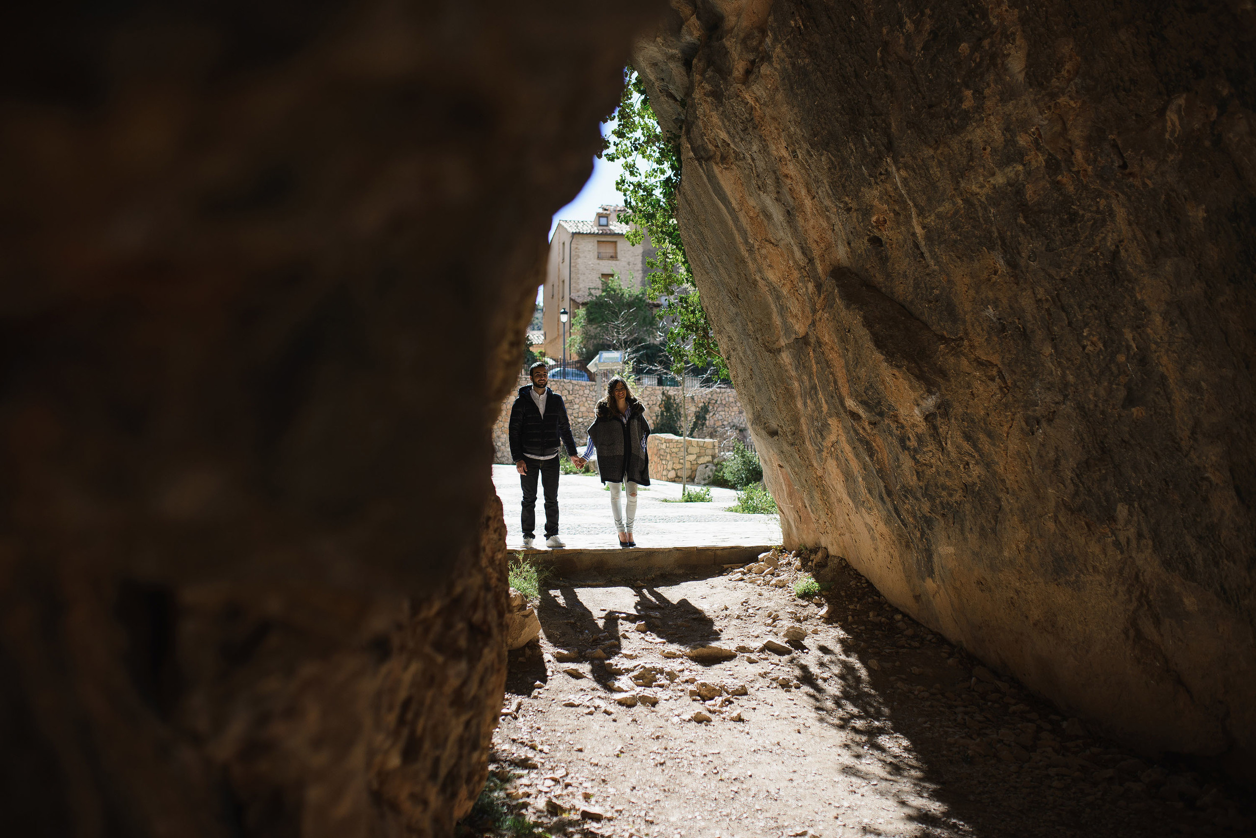Preboda Alquezar / Teresa + David / Love Story / Fotógrafos bodas. PIXLOVE - Fotógrafos de bodas Huesca Pirineos Zaragoza