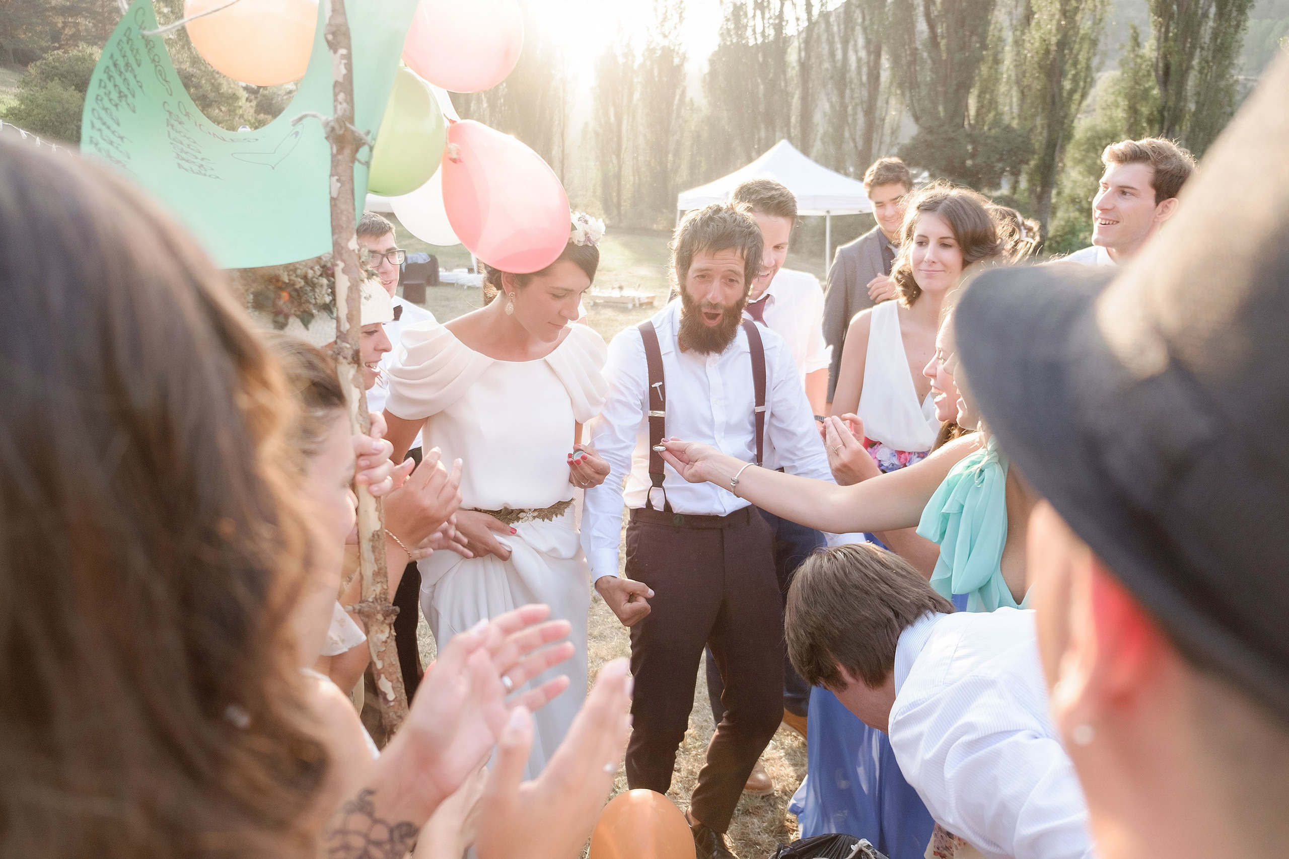 Boda Sallent de Gallego - Maria y Txomin - Fotografos bodas Pirineo. PIXLOVE - Fotógrafos de bodas Huesca Pirineos Zaragoza