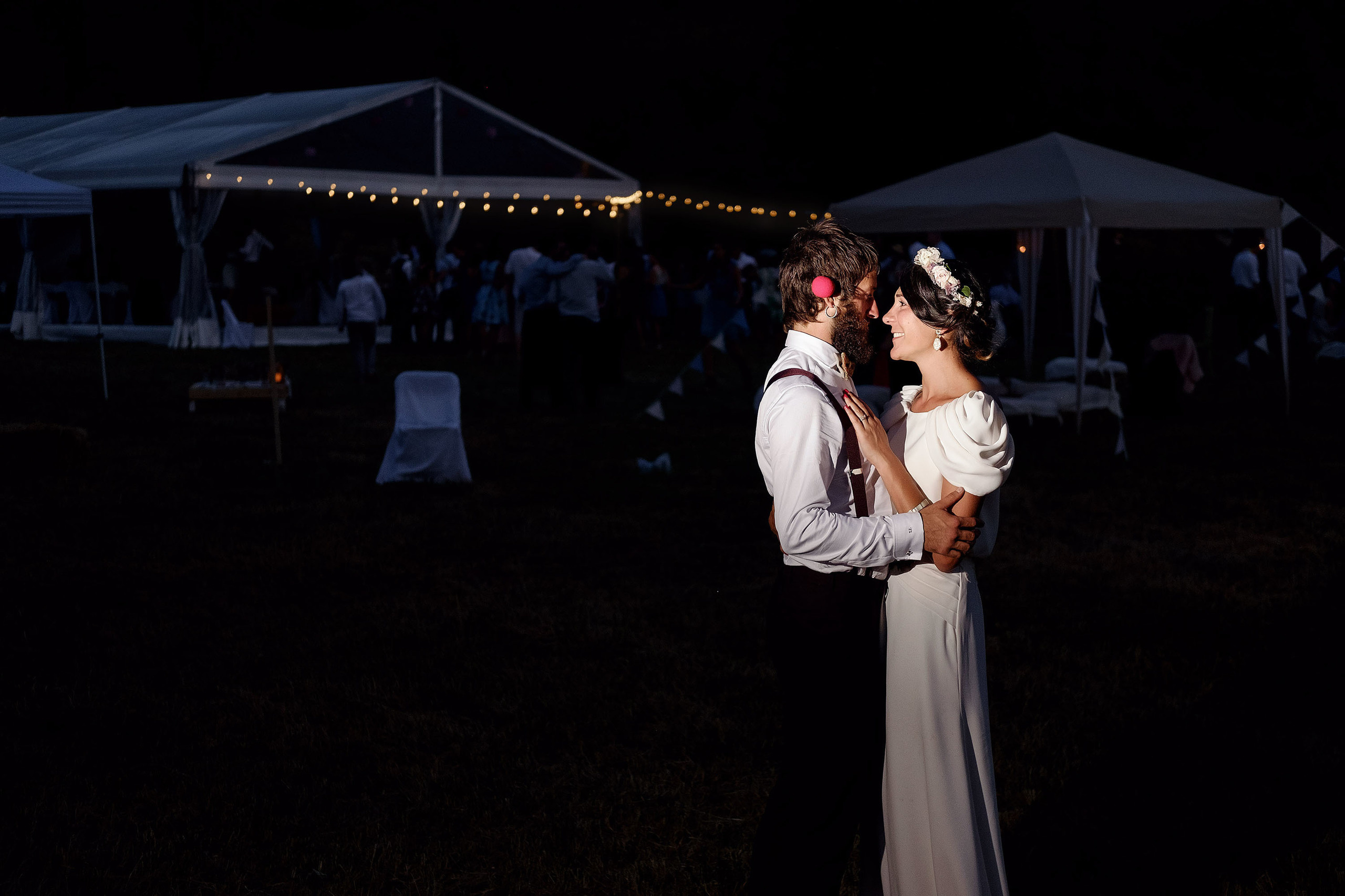 Boda Sallent de Gallego - Maria y Txomin - Fotografos bodas Pirineo. PIXLOVE - Fotógrafos de bodas Huesca Pirineos Zaragoza