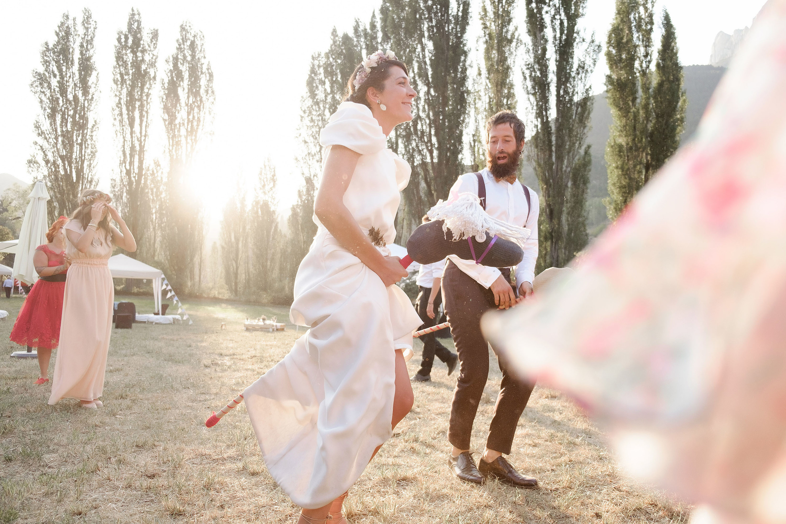 Boda Sallent de Gallego - Maria y Txomin - Fotografos bodas Pirineo. PIXLOVE - Fotógrafos de bodas Huesca Pirineos Zaragoza