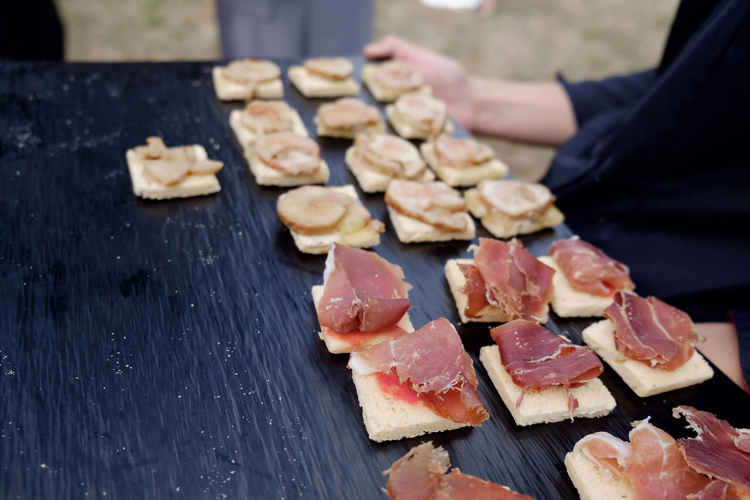 Boda Sallent de Gallego - Maria y Txomin - Fotografos bodas Pirineo. PIXLOVE - Fotógrafos de bodas Huesca Pirineos Zaragoza