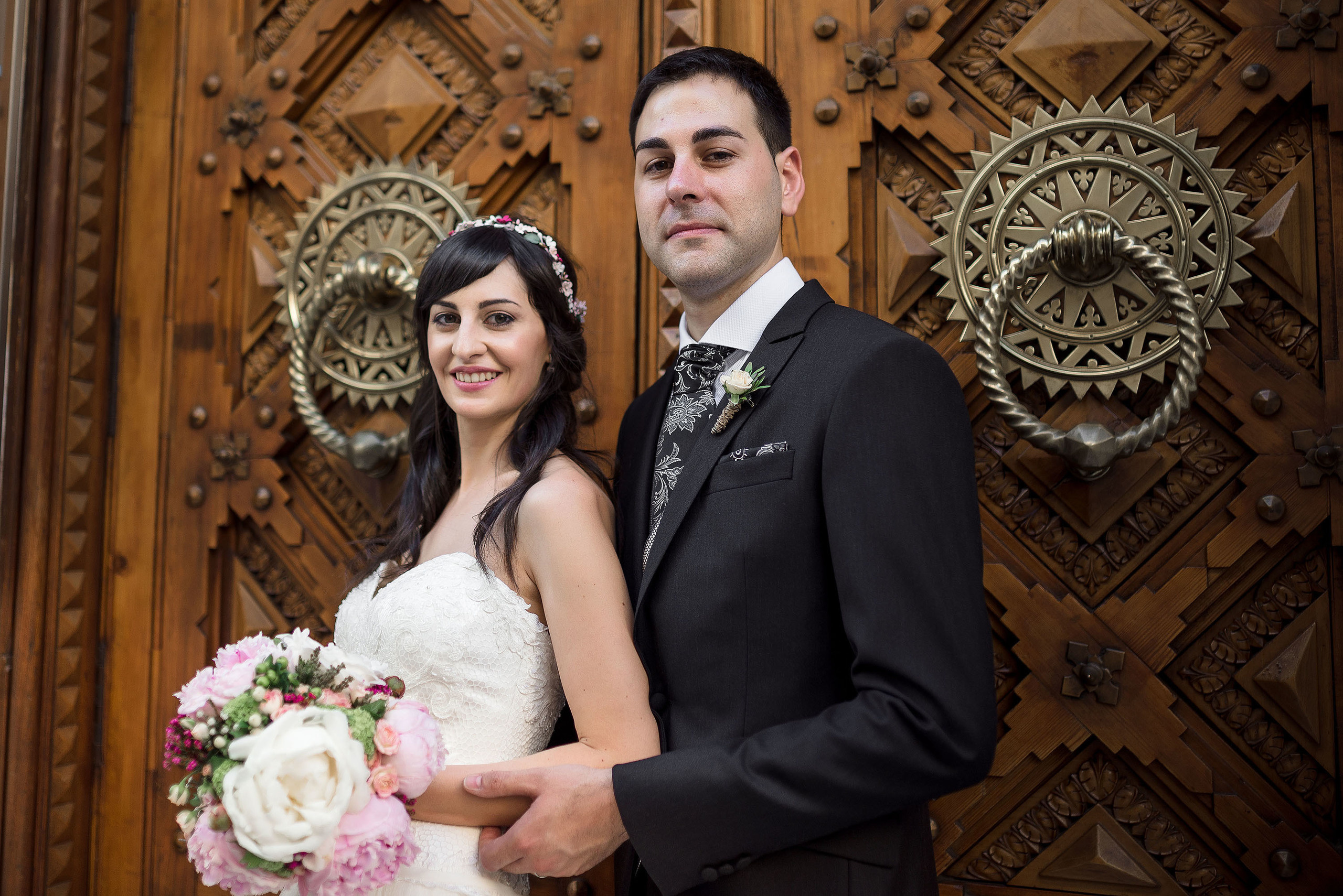 Boda Finca Sansui Zaragoza - Marta &J orge - Iglesia de Santa Isabel. PIXLOVE - Fotógrafos de bodas Huesca Pirineos Zaragoza