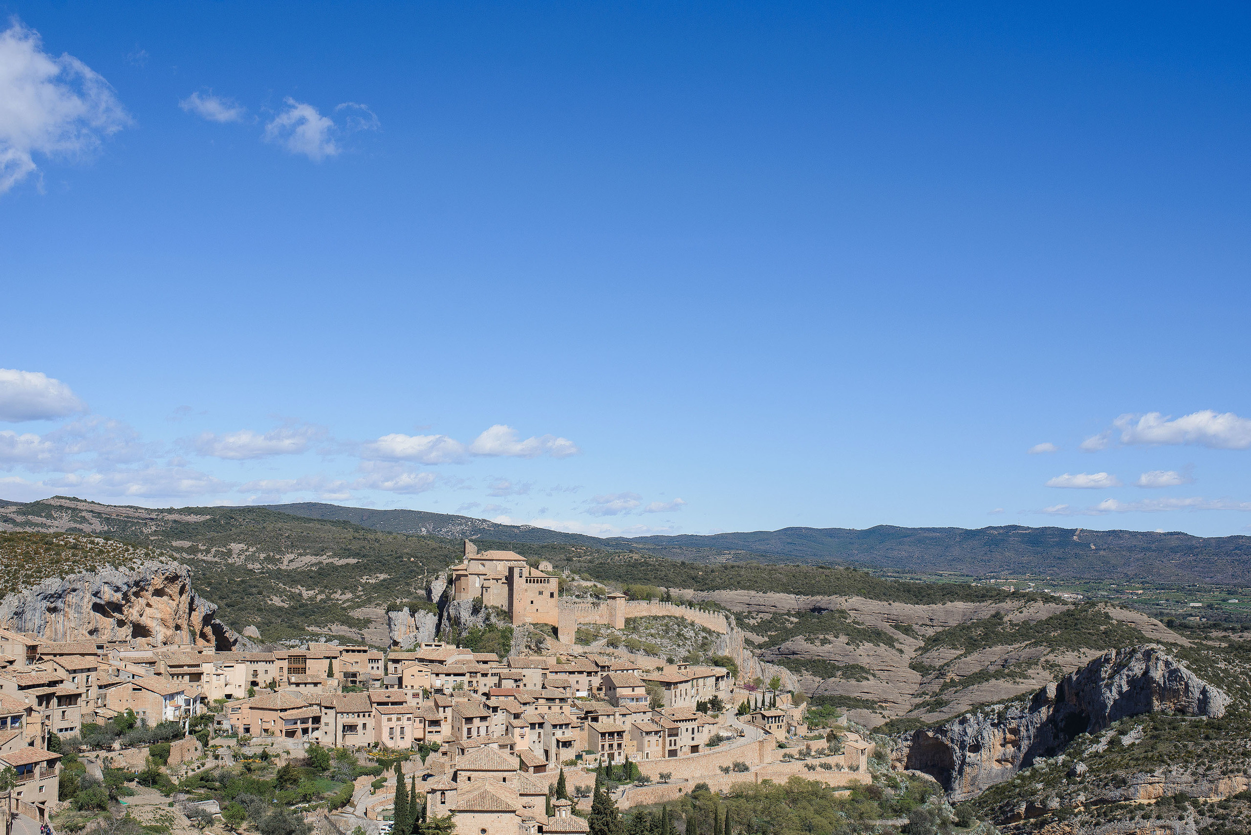 Preboda Alquezar / Teresa + David / Love Story / Fotógrafos bodas. PIXLOVE - Fotógrafos de bodas Huesca Pirineos Zaragoza