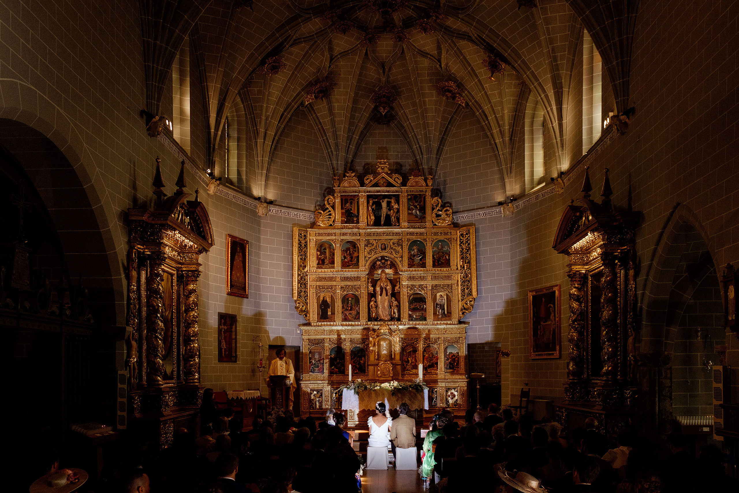 Boda Sallent de Gallego - Maria y Txomin - Fotografos bodas Pirineo. PIXLOVE - Fotógrafos de bodas Huesca Pirineos Zaragoza