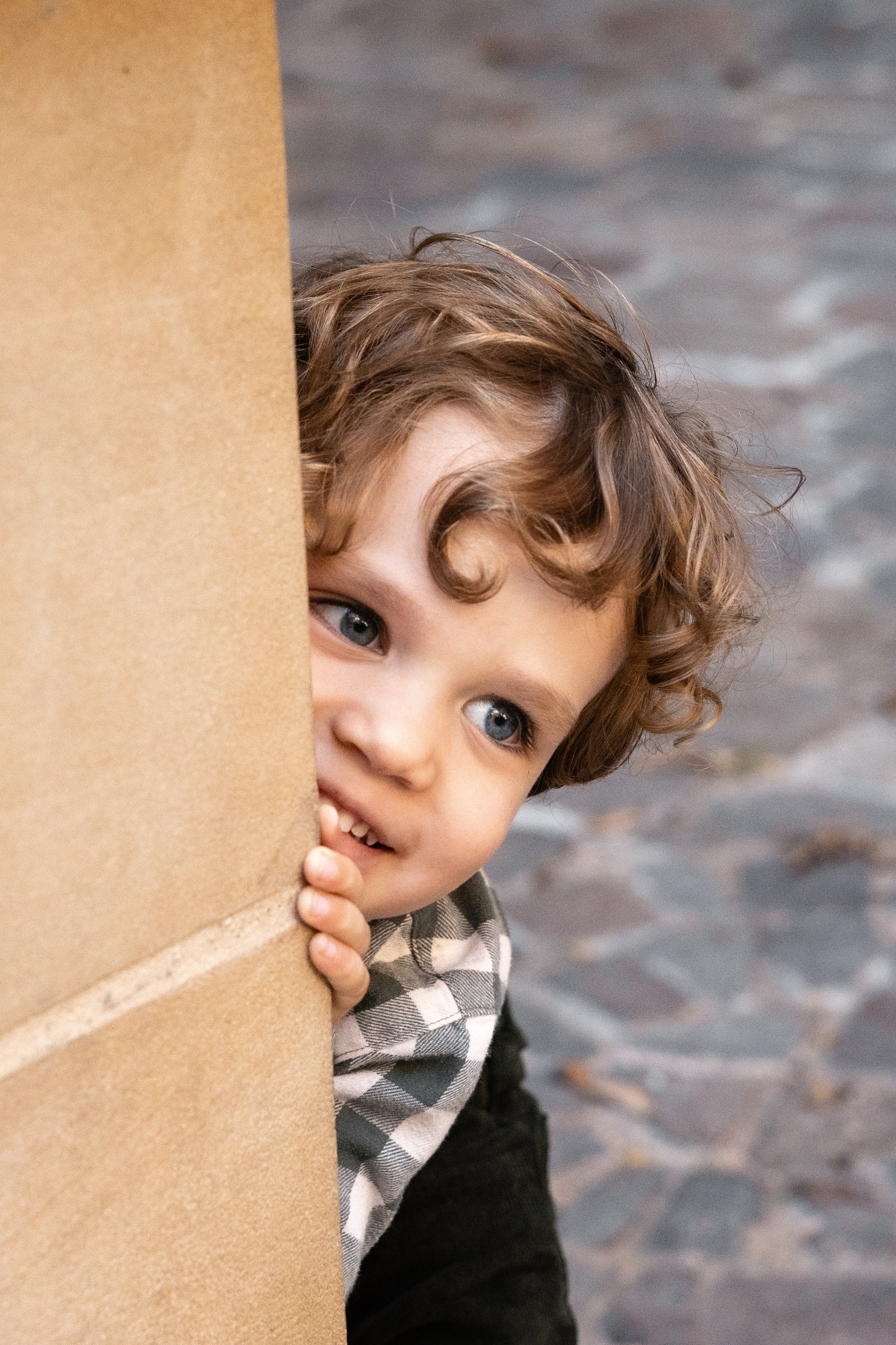 Семейная фотосъемка в стиле лайфстайл в Тулузе: душевная фотосессия для семьи экспатов. Евгения Смирнова — фотограф в Тулузе и юго-западной Франции