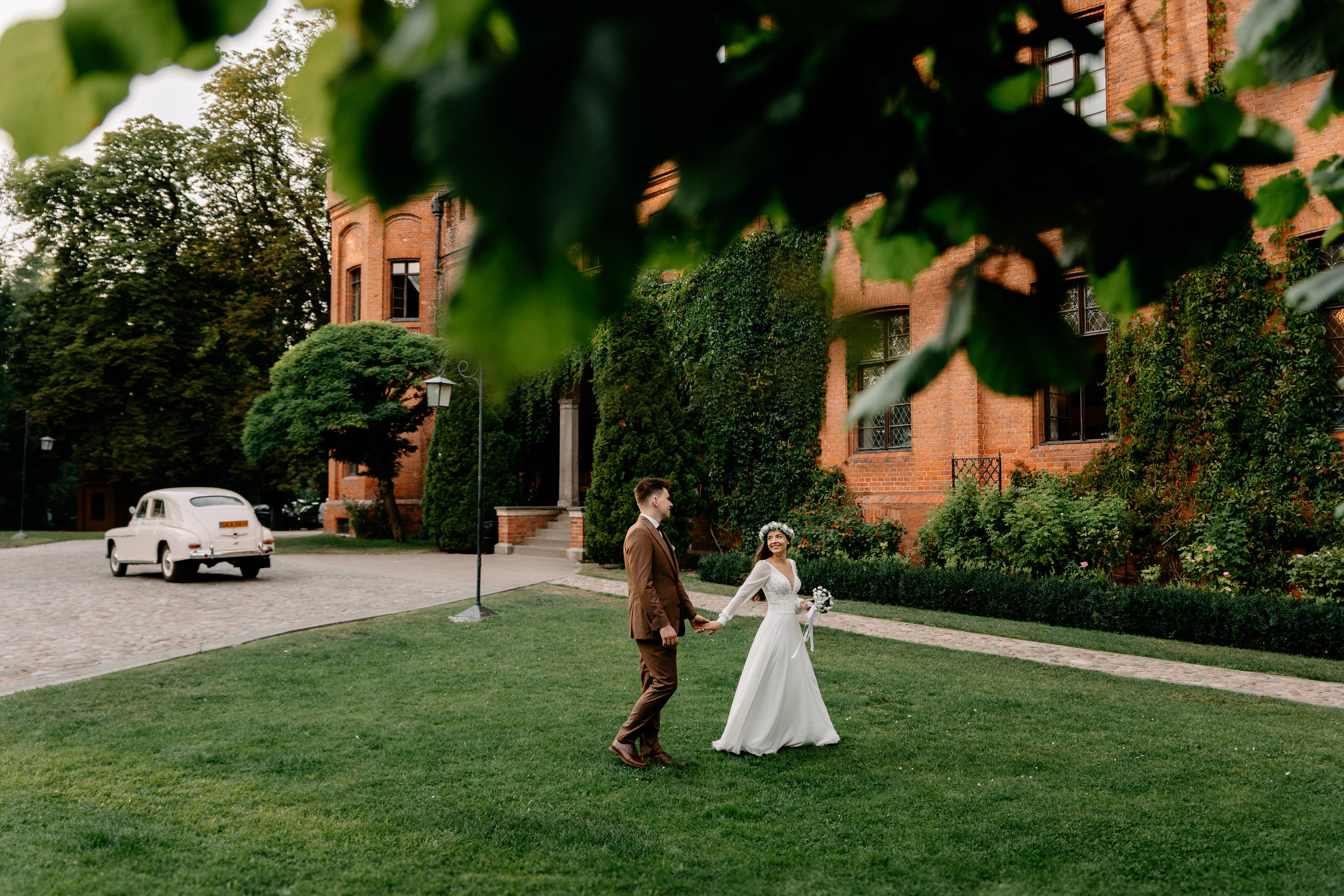 Laura ♡ Marcin. Fotograf Ślubny Warszawa - Sesje Biznesowe Rodzinne Eventy