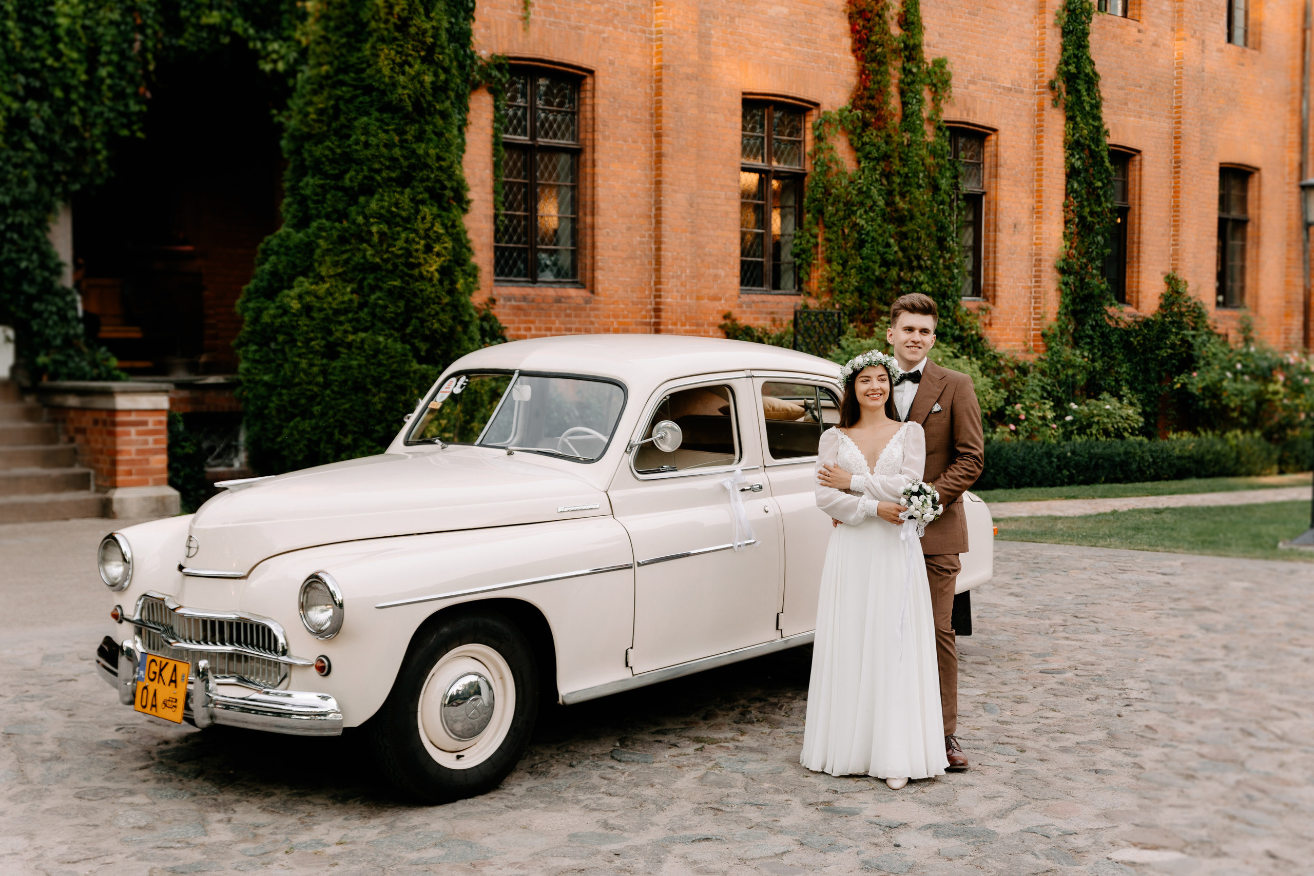 Laura ♡ Marcin. Fotograf Ślubny Warszawa - Sesje Biznesowe Rodzinne Eventy