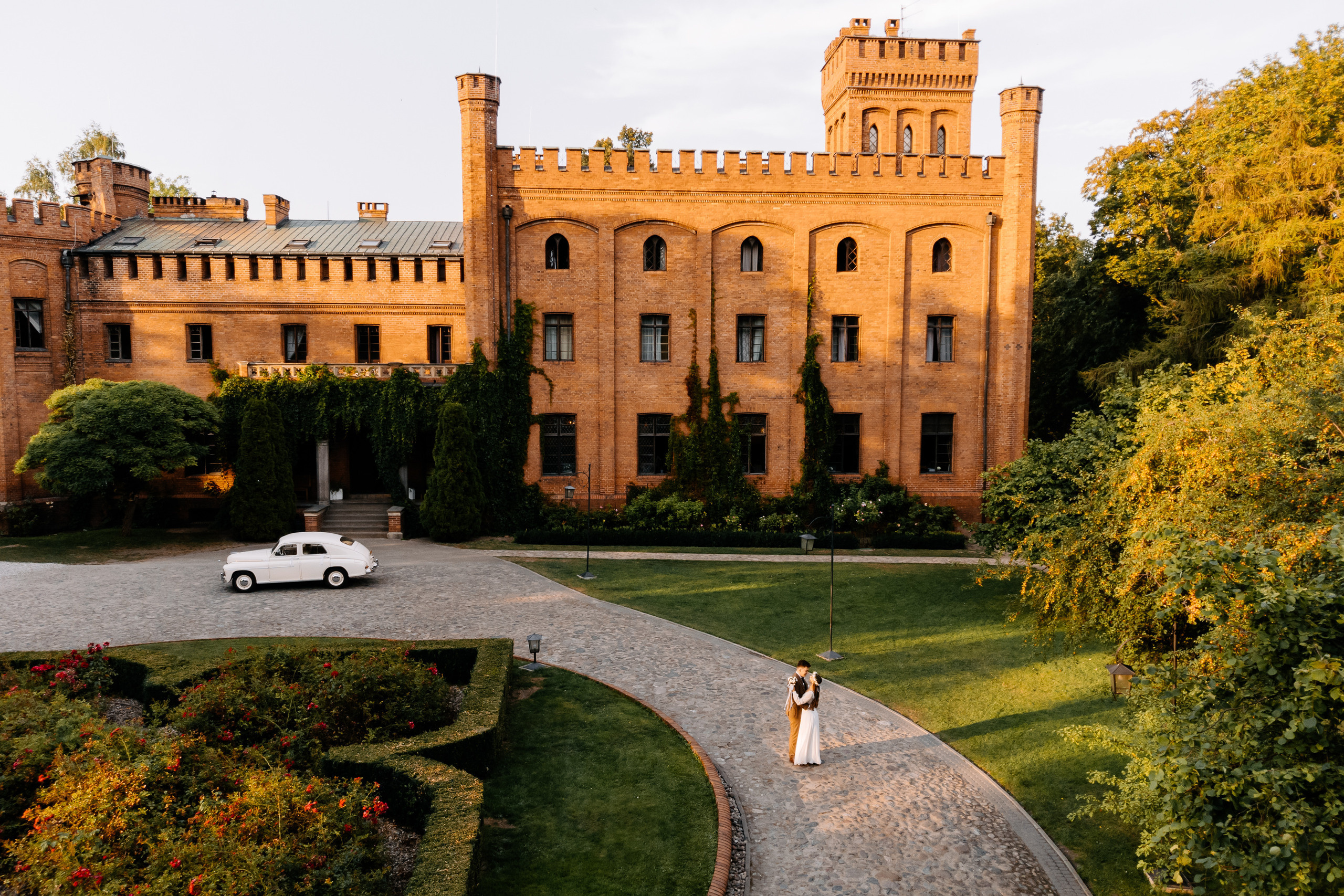 Laura ♡ Marcin. Fotograf Ślubny Warszawa - Sesje Biznesowe Rodzinne Eventy