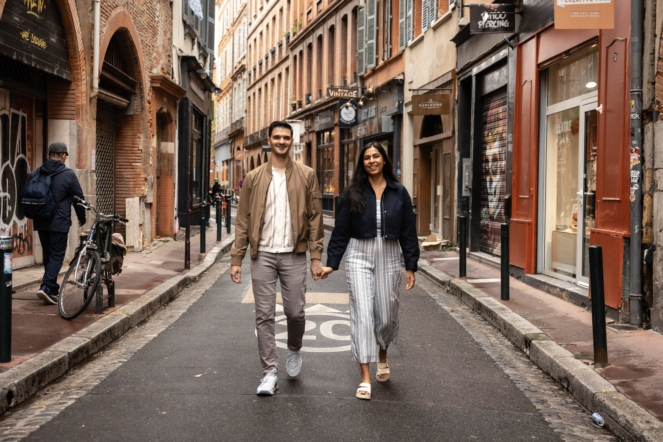 Surprise Proposal in Toulouse: A Love Story from Seattle to the Heart of France. Eugénie Smirnova — Photographe à Toulouse et dans le Sud-Ouest