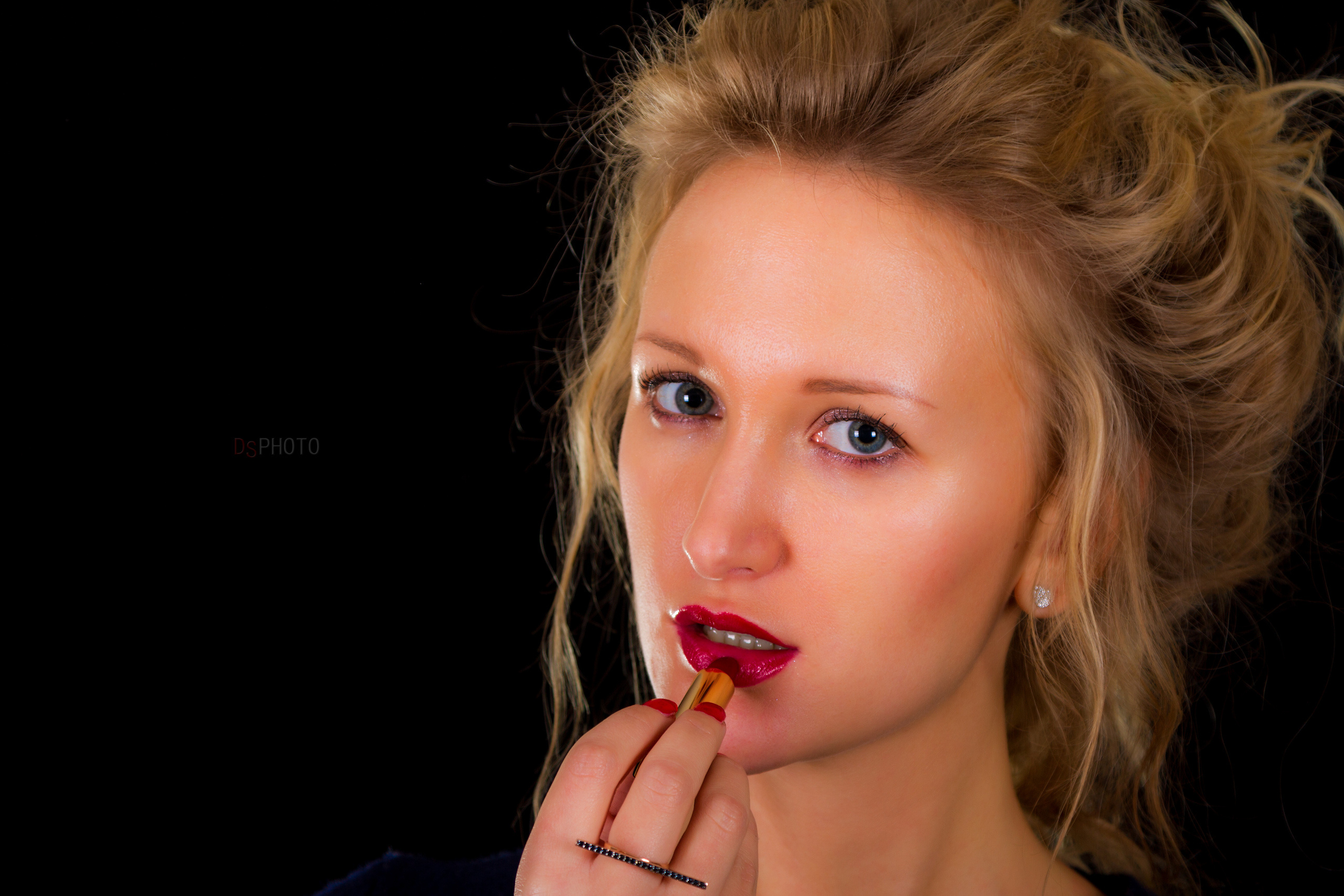 Фотосессия в студии, Афины. Студийная съёмка Афины. Фотограф Дмитрий Шевелёв, Афины.