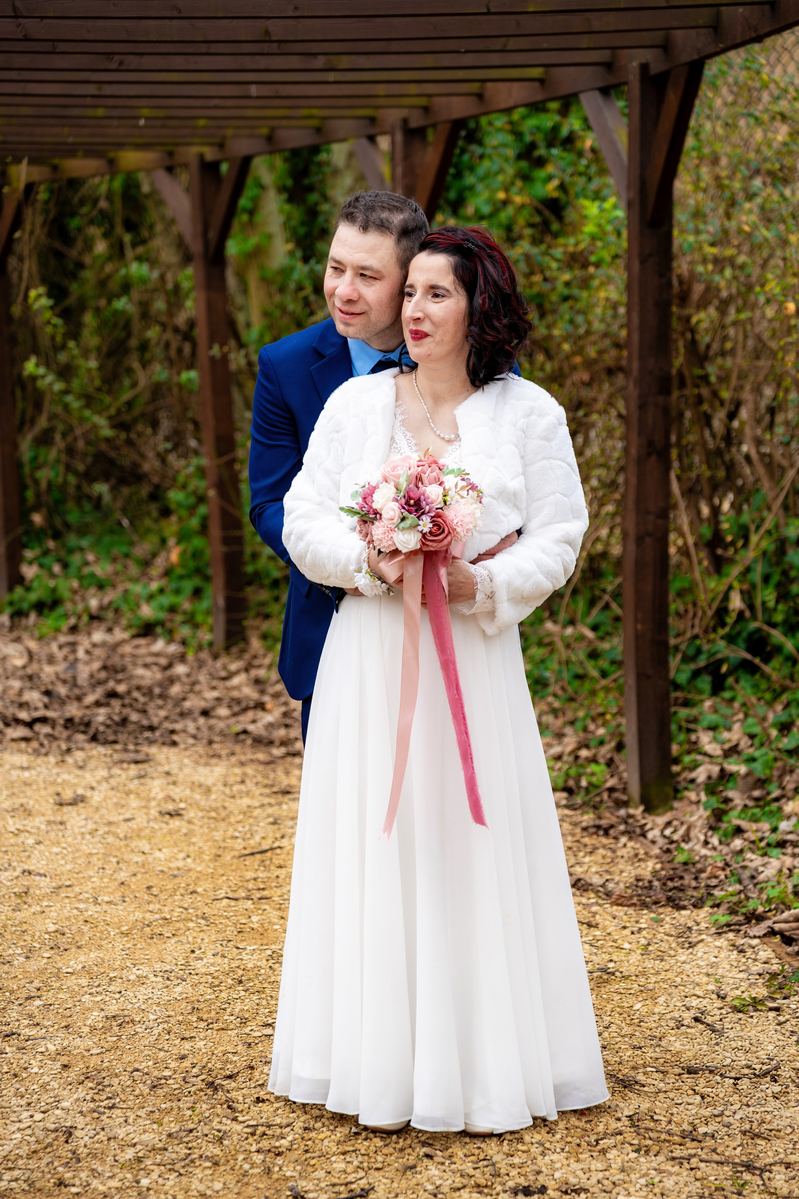 Portret cald al mirilor, ideal pentru albumul de cununie civila.