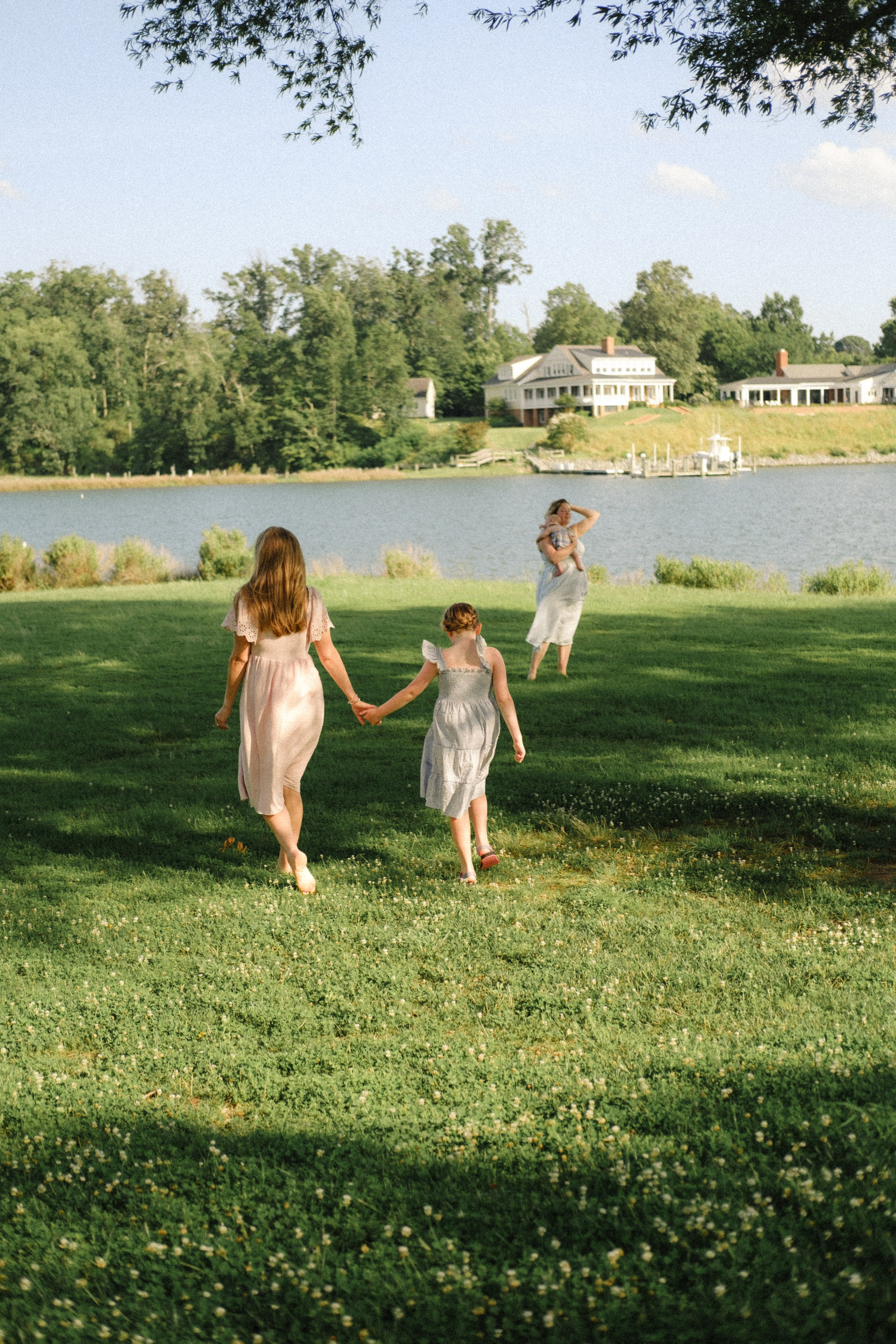 Family Photography Portfolio | Artistic & Documentary Family Sessions in Richmond, VA. Family Photographer Anna Dobrovolskaia | Richmond, VA