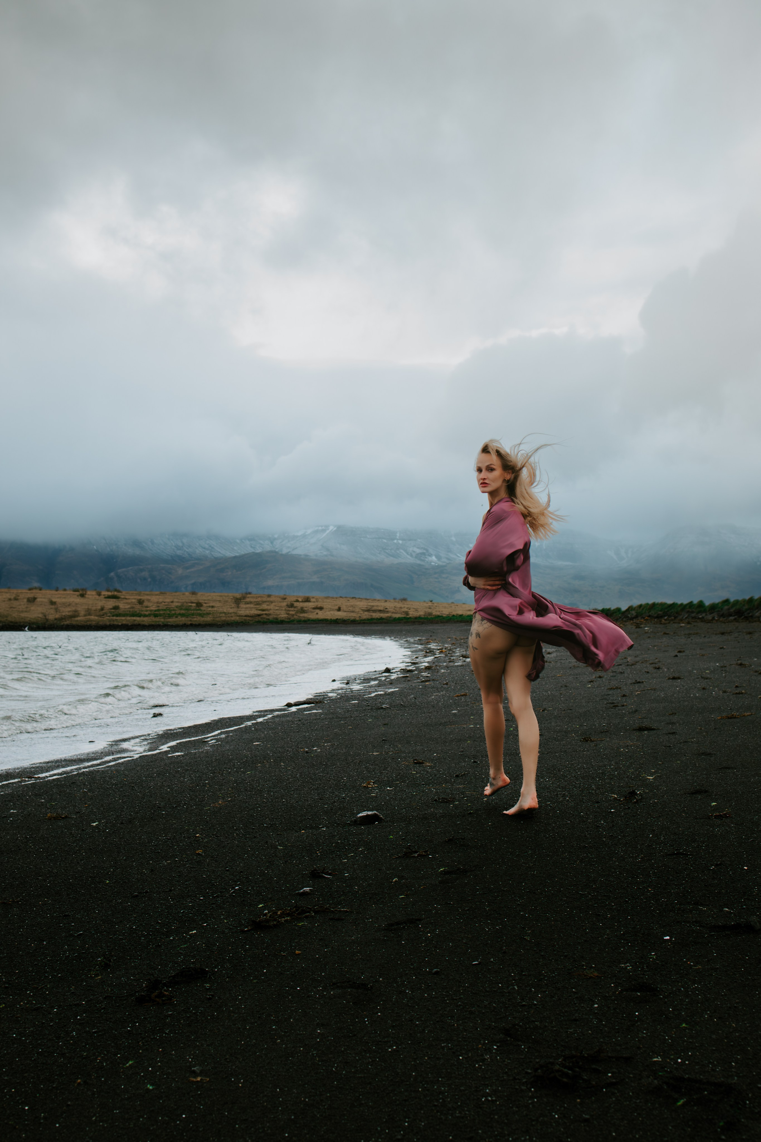Romantic Iceland elopement photography with breathtaking landscapes and intimate moments.