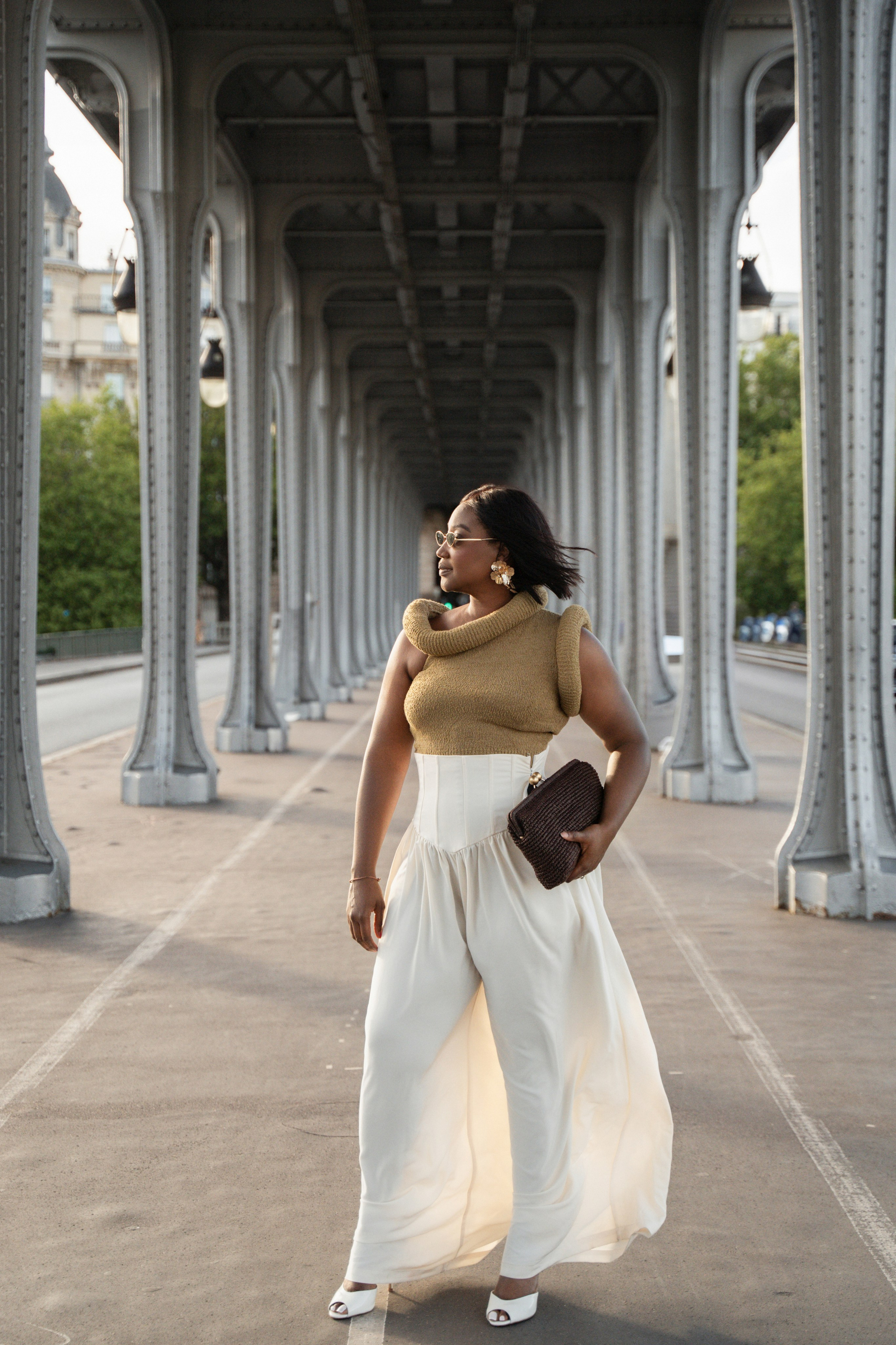 Photographer in Paris Yulia Shkadina | Couples, engagement, pre-wedding, individual photo-shoots in Paris at the best locations