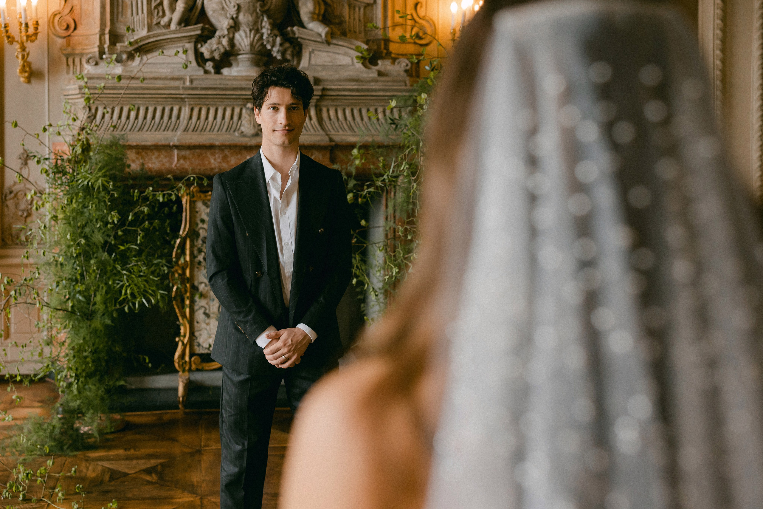 Wedding Photoshoot at St. Charles Hall, Meggen on Lake Lucerne | Stunning Setting at Lake Lucerne. Wedding and Family Photographer Switzerland and Italy. Valeria Diaz