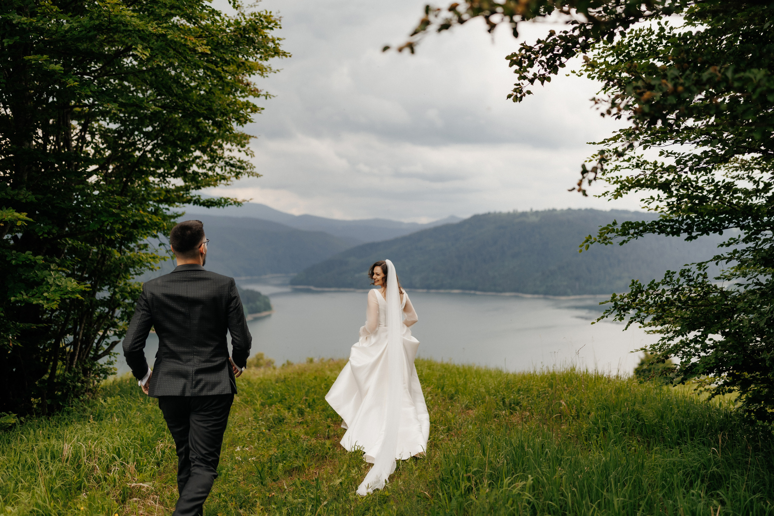 Dragoste în privirea ta. Servicii Foto Video în Chișinău și Europa ID-Brothers