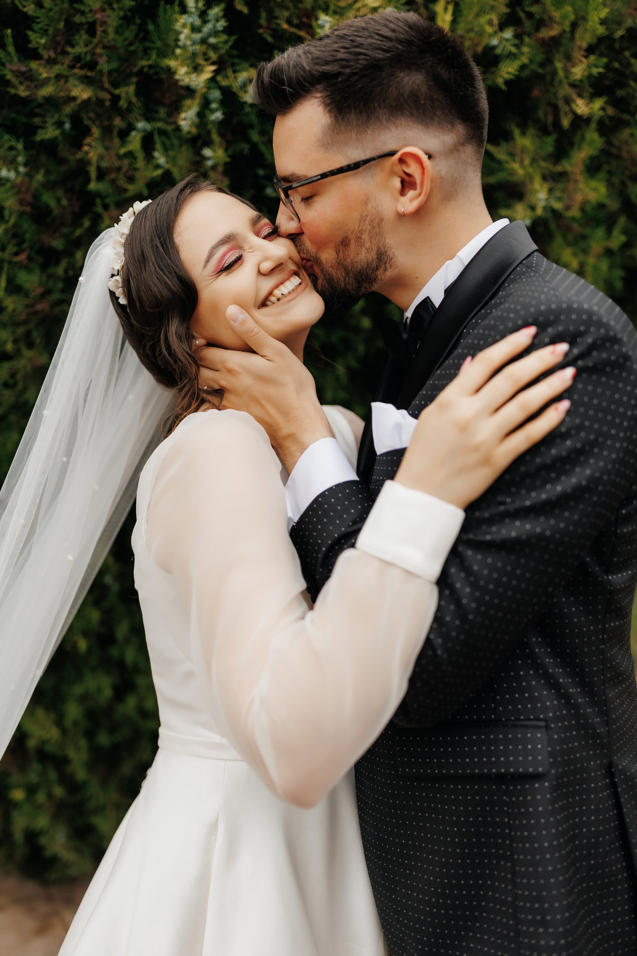 Dragoste în privirea ta. Servicii Foto Video în Chișinău și Europa ID-Brothers