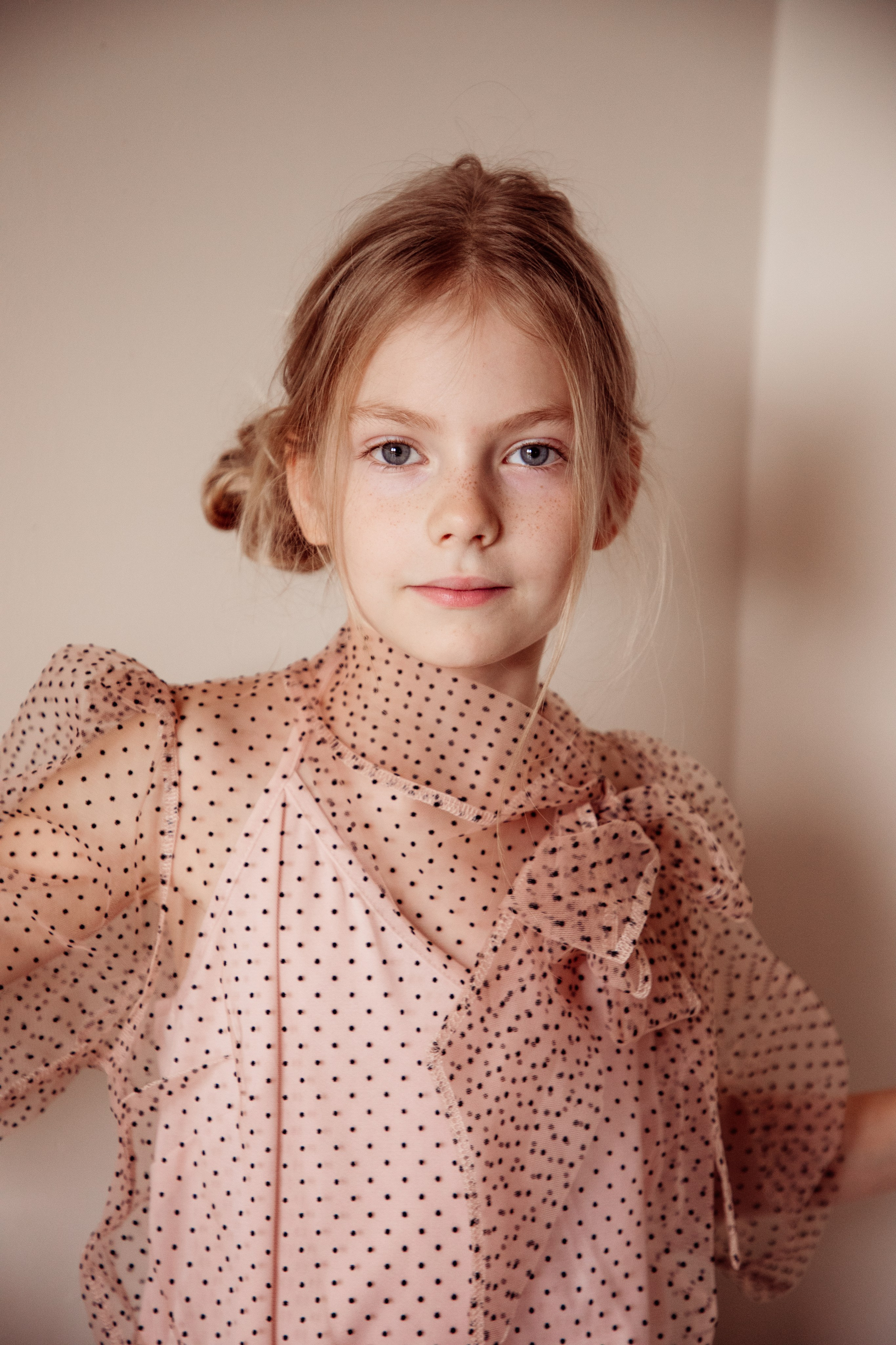 Aurelija. PORTRAIT|FAMILY|CHILDREN|BRAND PHOTOGRAPHER UK, CAMBRIDGESHIRE