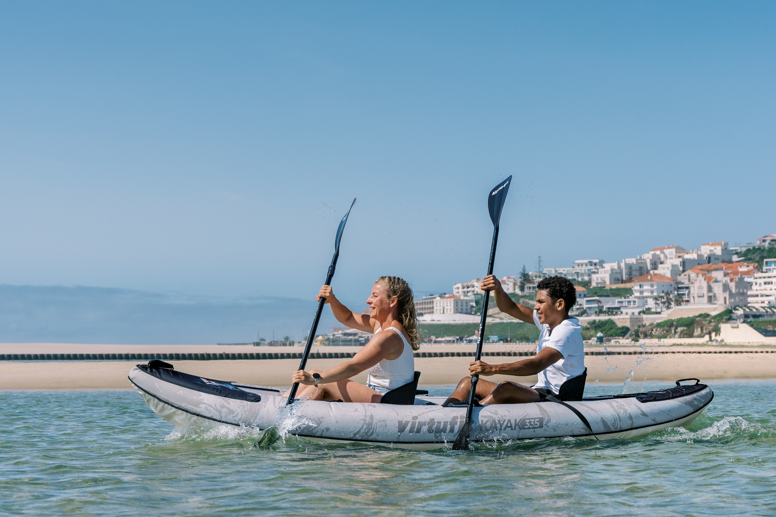 VirtuFit | Produção Comercial de Vídeo e Fotografia de Novos Kayaks em Baleal e Peniche. Produtora de Vídeo e Fotografia Cinematográfica | Beyond Creative 20 Portugal Lisboa