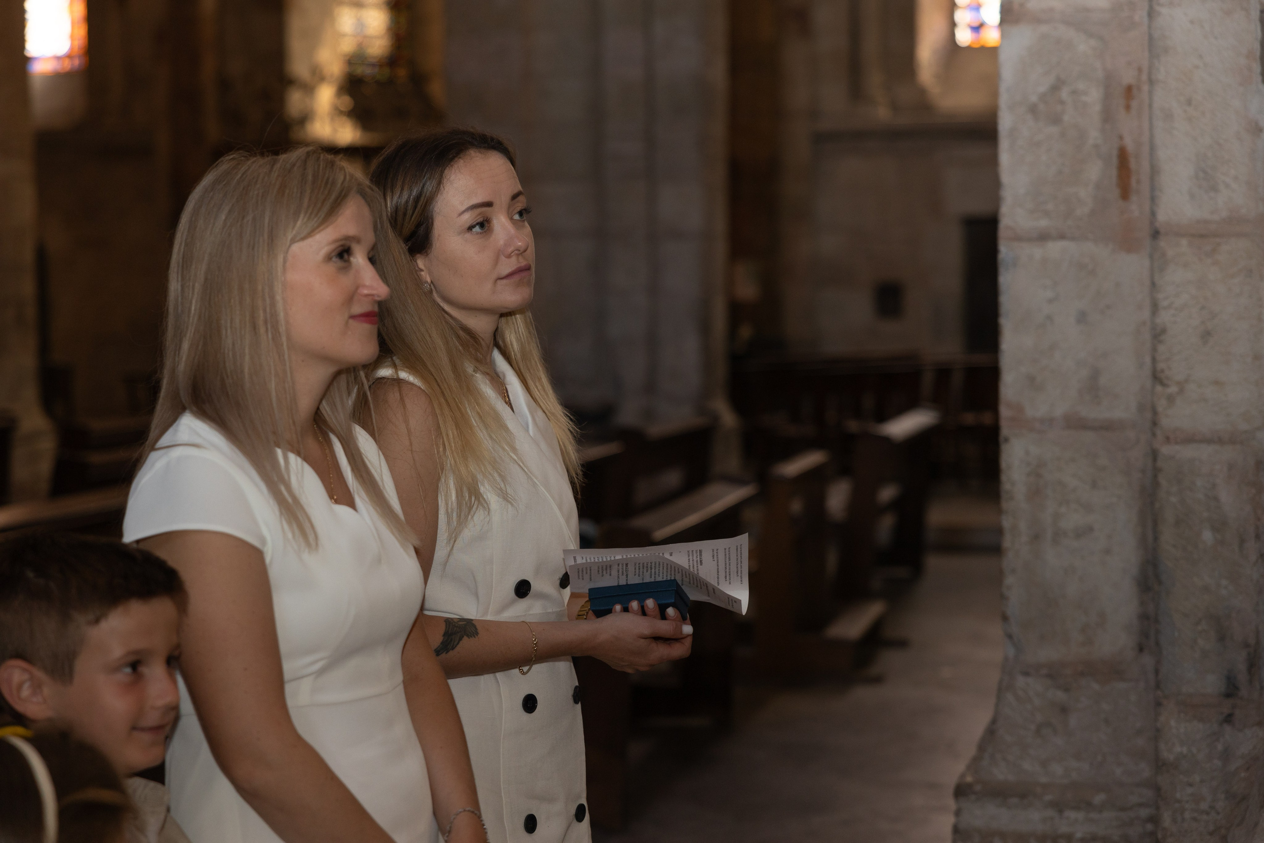 The Baptism of Diana in the Church of Saint-Sernin in Toulouse. Евгения Смирнова — фотограф в Тулузе и юго-западной Франции