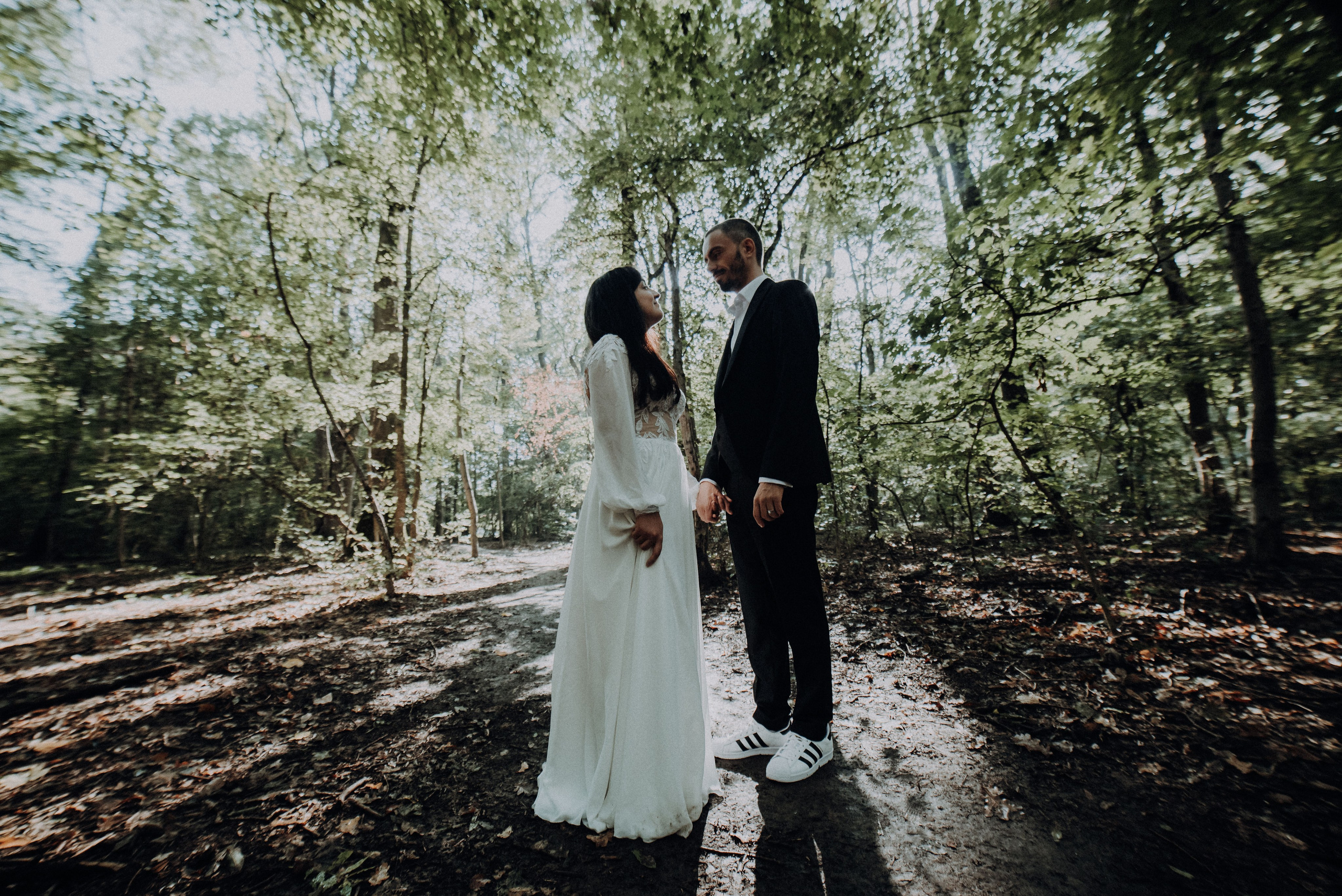 Ședința foto Trash the dress. Wedding photographer from Bucharest Eugen Elisei