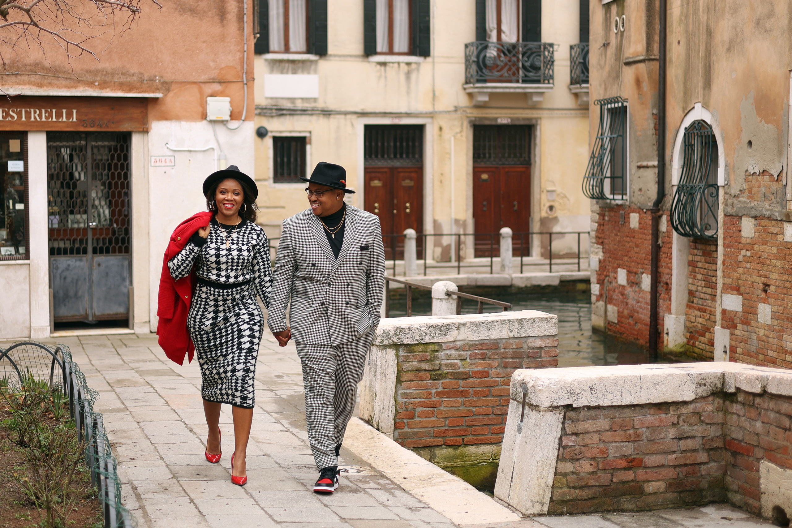 Foggy Day in Venice. Photographer in Venice, Viktoria Antonova