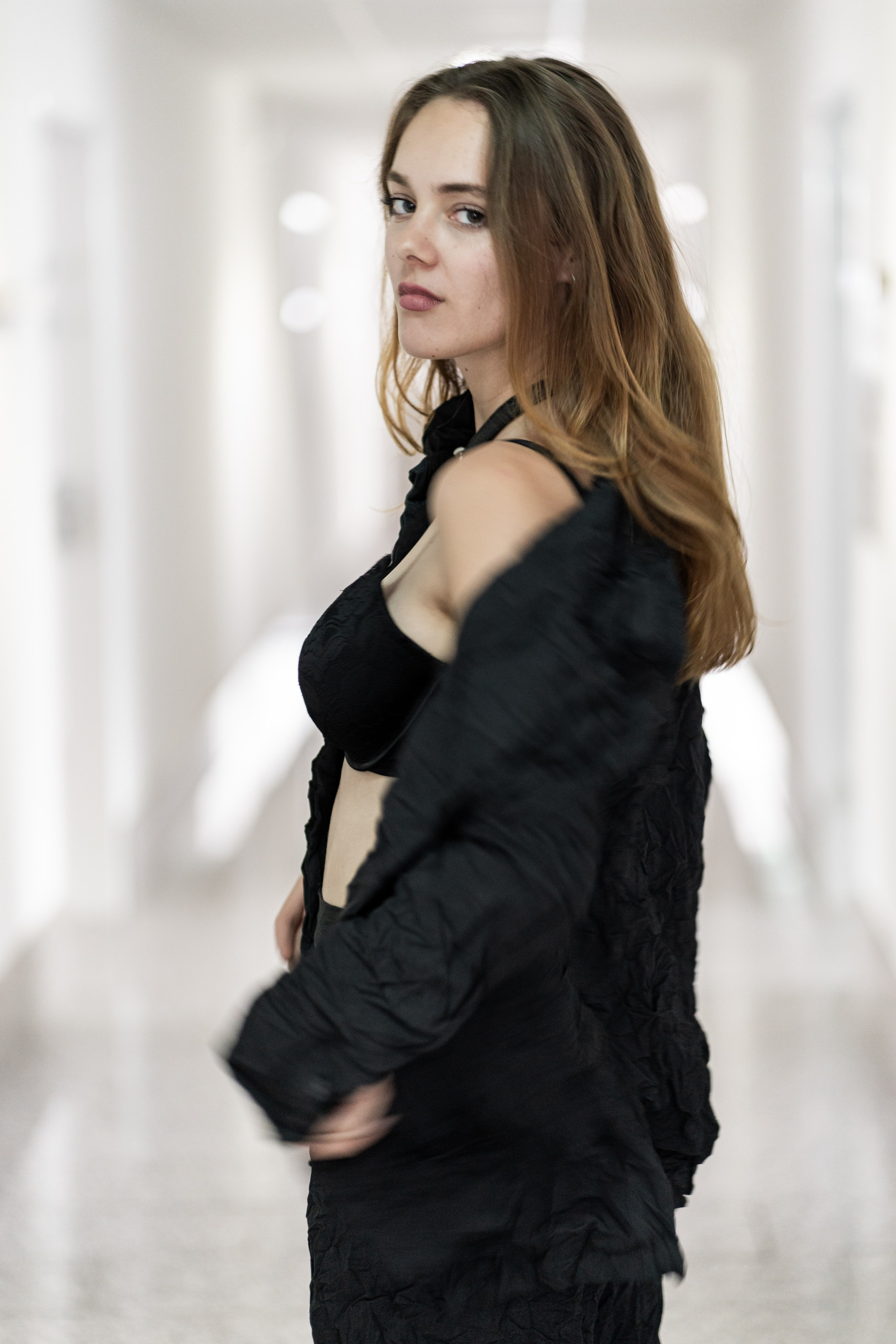 LOLA & OBLIQUE. Portrait photographer in Germany and all over Europe Mischa Blank