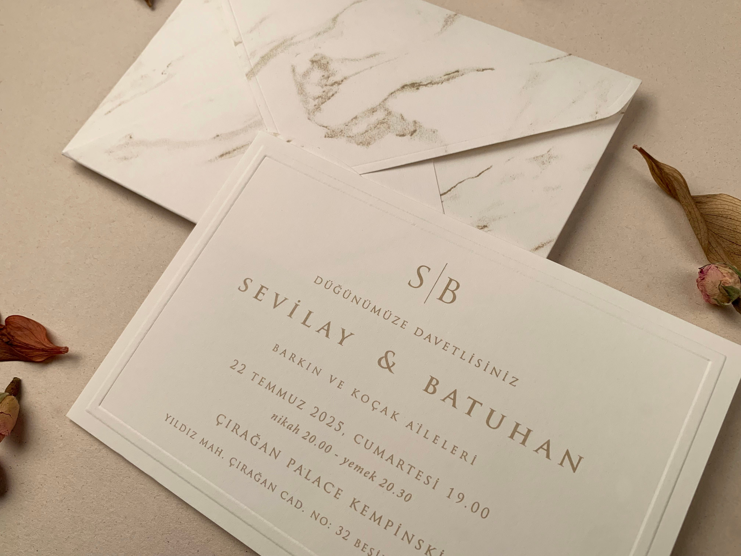 - invitații nuntă - modele invitații nuntă - invitații nuntă 2025 - invitații de nuntă elegante - invitații de nuntă personalizate - invitații nuntă online - invitații nuntă handmade - catalog invitații nuntă - invitații originale nuntă - invitații de nuntă moderne - invitații nuntă vintage - invitații nuntă rustice - invitații nuntă clasice - design invitații nuntă - invitații de nuntă cu tematică.- invitații nuntă florale - invitații nuntă boho - invitații nuntă aurii - invitații nuntă minimaliste - invitații nuntă cu sigiliu - invitații nuntă cu acuarelă - invitații nuntă cu fotografie - invitații nuntă cu inițiale - invitații nuntă elegante alb-negru - invitații nuntă cu hârtie texturată - invitații nuntă cu decupaj laser - invitații nuntă cu flori uscate. - print invitații nuntă - invitații nuntă personalizate cu numele mirilor - invitații nuntă cu plic inclus - invitații nuntă cu cartolină dublă - invitații nuntă calitate premium - invitații nuntă ieftine - invitații nuntă rapide.- invitații nuntă România - invitații nuntă București / Botoșani . Iași suceava- invitații nuntă cu livrare în țară - invitații nuntă online România.- „Invitație de nuntă elegantă cu design floral și plic crem” - „Model de invitație de nuntă vintage cu sigiliu de ceară” - „Set complet invitații de nuntă personalizate cu inițialele mirilor” - „Invitație de nuntă modernă cu design minimalist și text negru pe fundal alb” - „Invitație de nuntă rustică pe hârtie kraft cu șnur de iută” - „Invitație de nuntă cu decupaj laser și detalii aurii” - „Invitație de nuntă în stil boho cu imprimeu floral colorat” - „Invitație romantică de nuntă cu flori uscate și panglică din satin” - „Invitație de nuntă clasică cu monogramă și font caligrafic” - „Invitație de nuntă în stil glamour cu folie aurie și text embosat”- „Model de invitație de nuntă 2025 cu design elegant și font modern” - „Cele mai noi invitații de nuntă 2025 – stil floral, sofisticat”