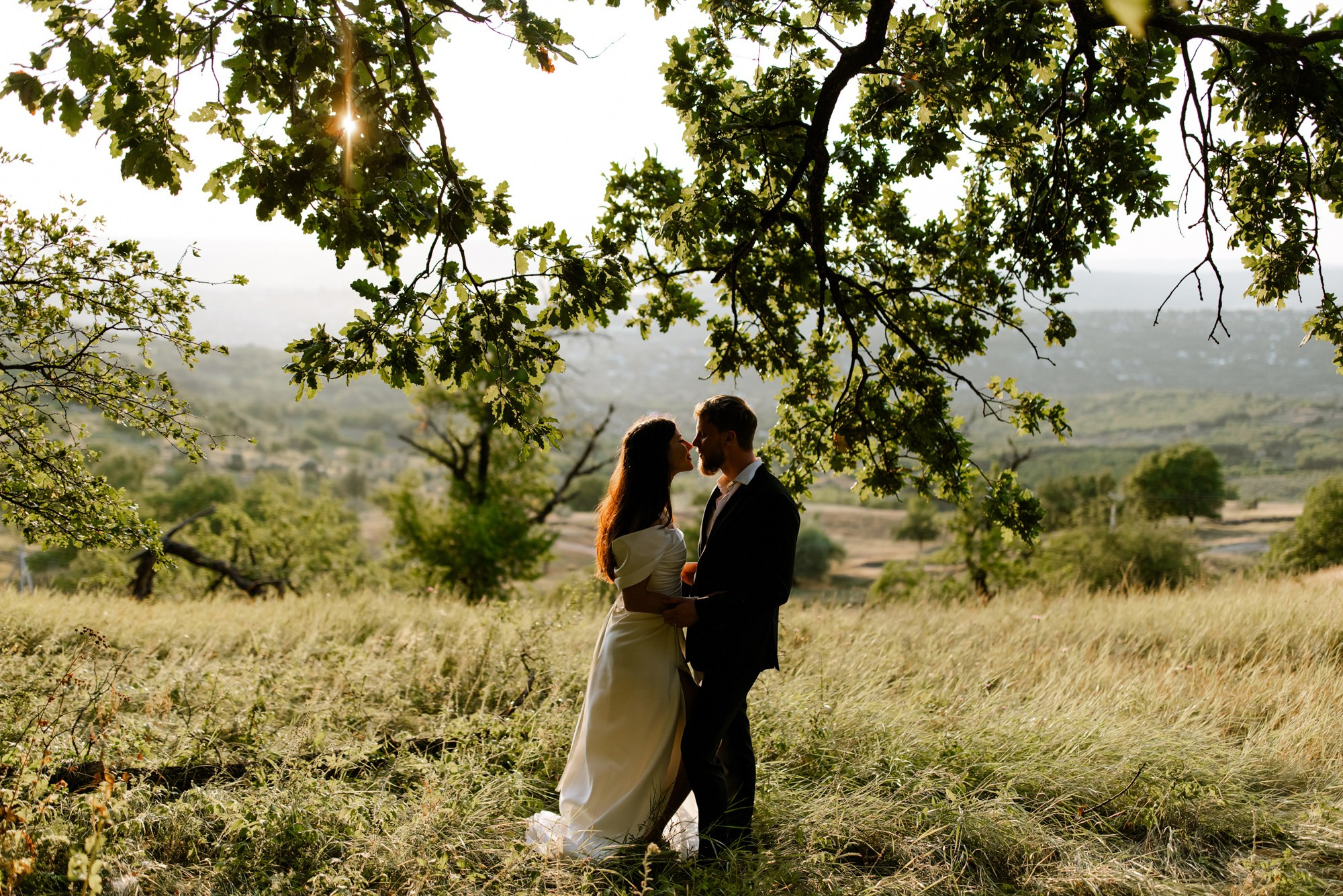 Ecaterina si Bastien. Fotograf și videograf de nuntă R. Moldova, Romania