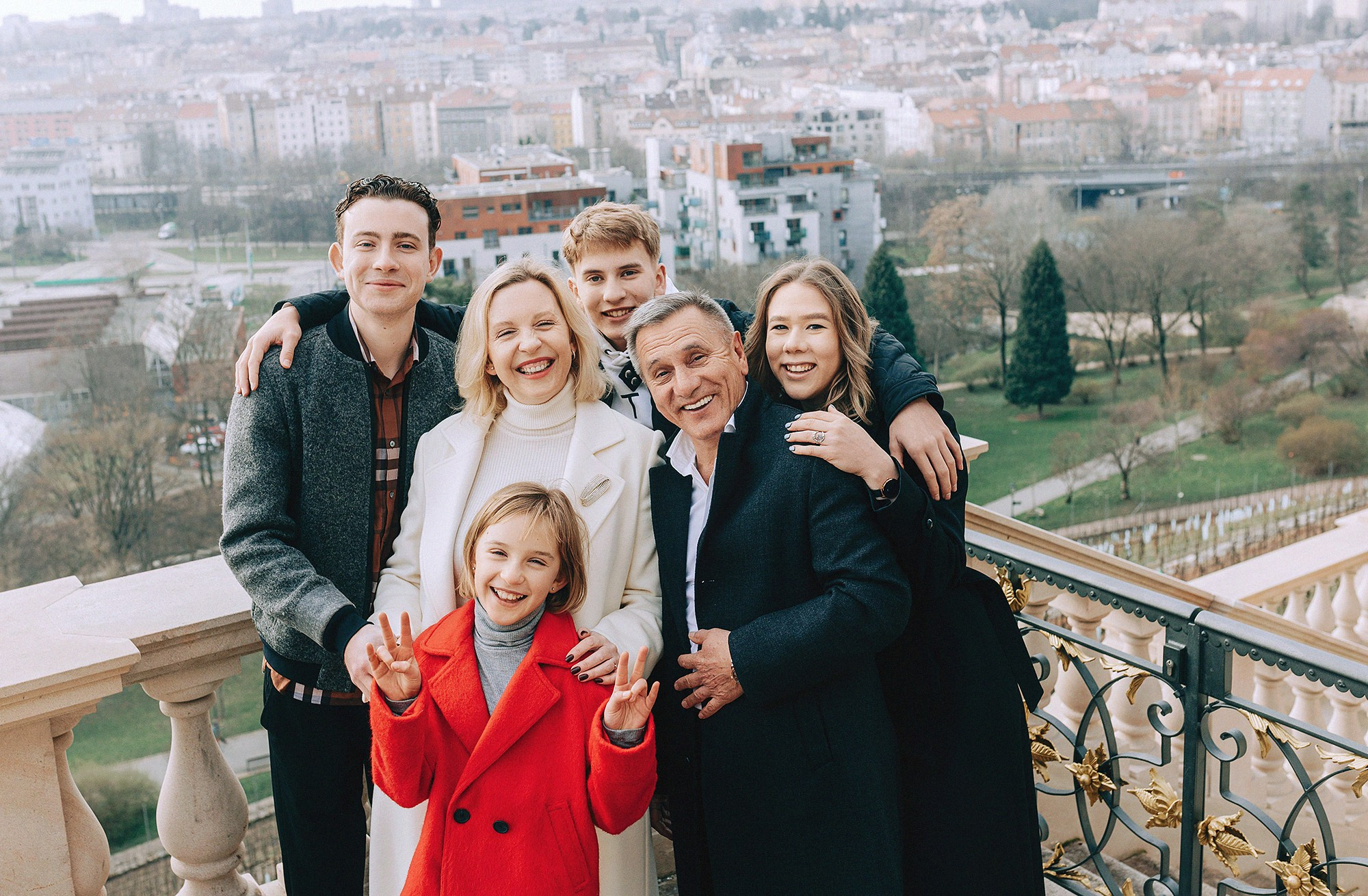 Наталья с семьей. Rodinný a svatební fotograf v Praze